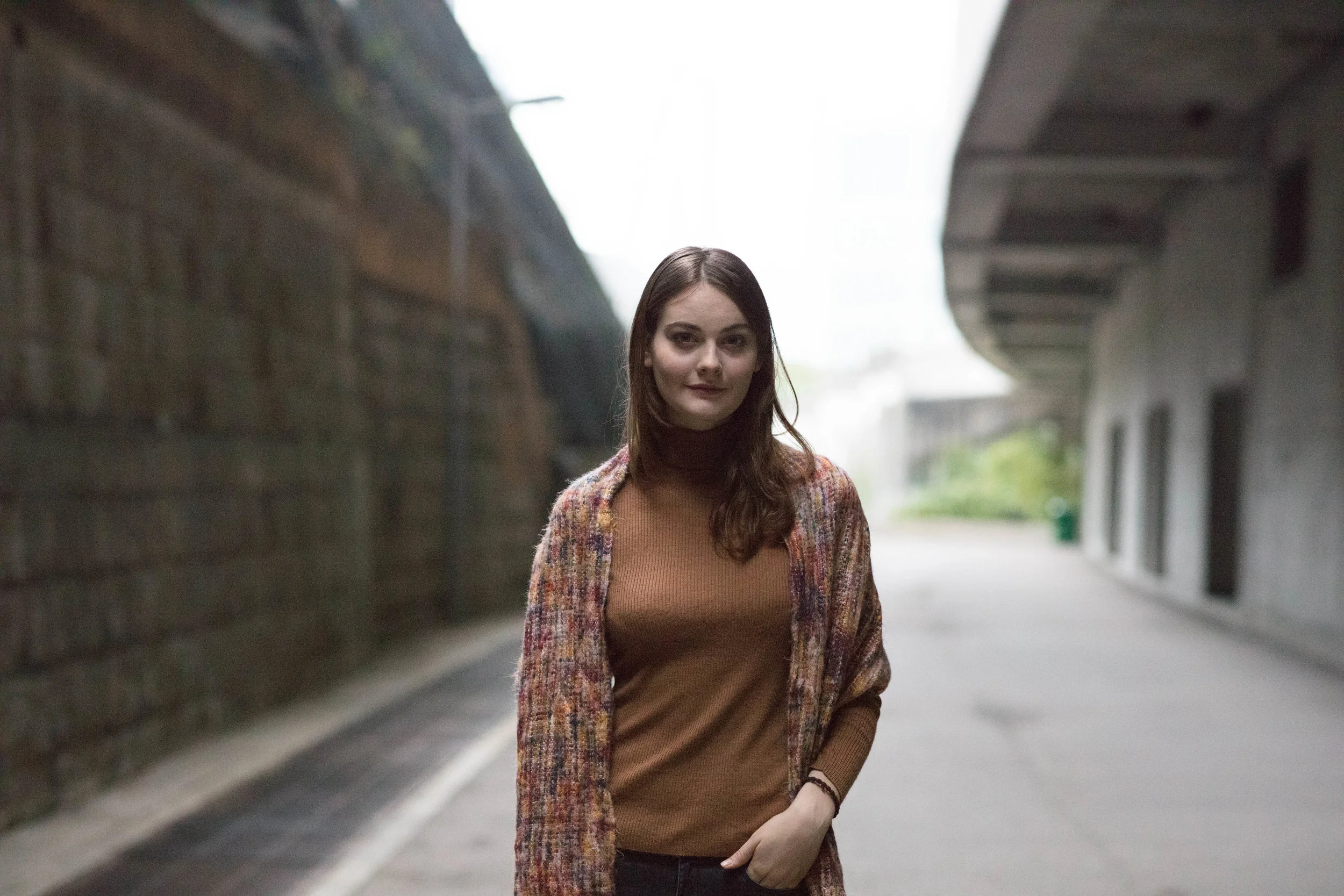 Canon 5DSR + Canon EF 85mm f/1.4L IS USM - ISO 6400, f/2.8, 1/200s