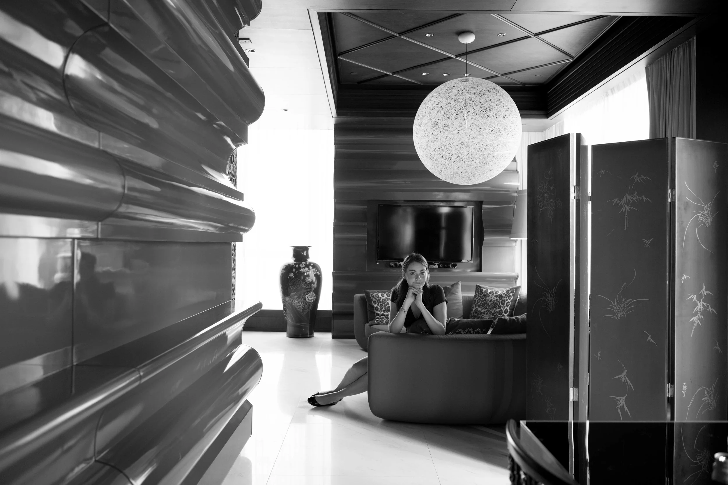 Leica SL - Post +1¼ Stops, -40 Blacks
