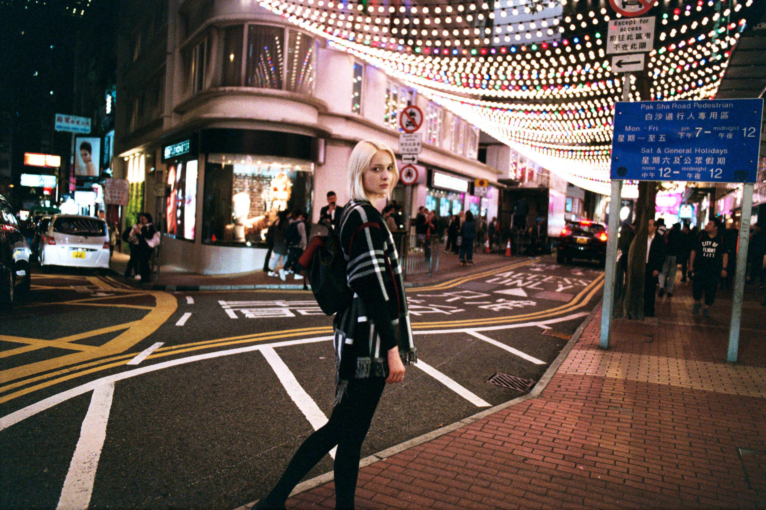 Nikon F6 + Nikon AF-S 28mm f/1.4E + Fujifilm Superia Venus 800