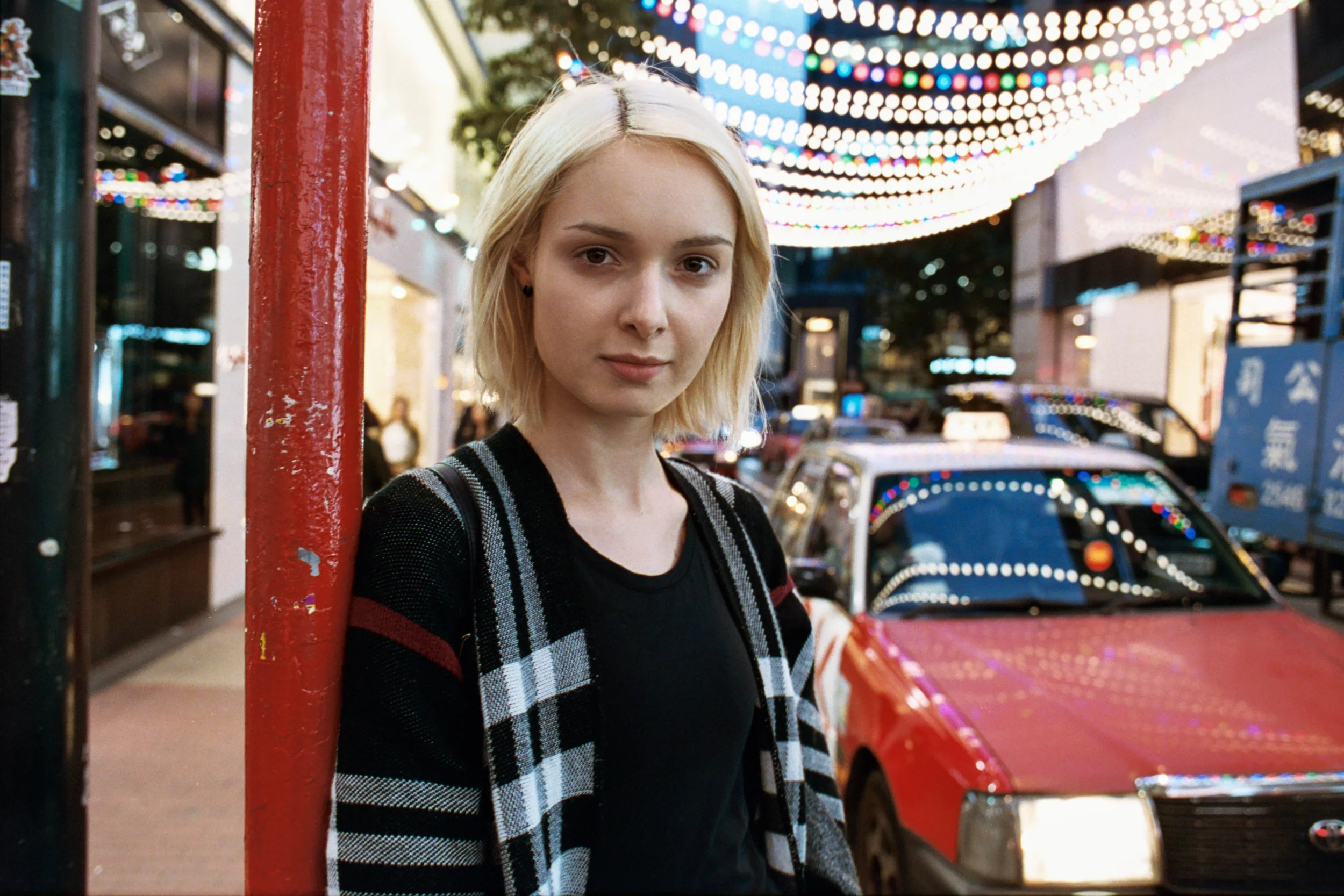 Canon EOS 1v + Canon EF 28mm f/2.8 IS USM + Kodak Portra 400
