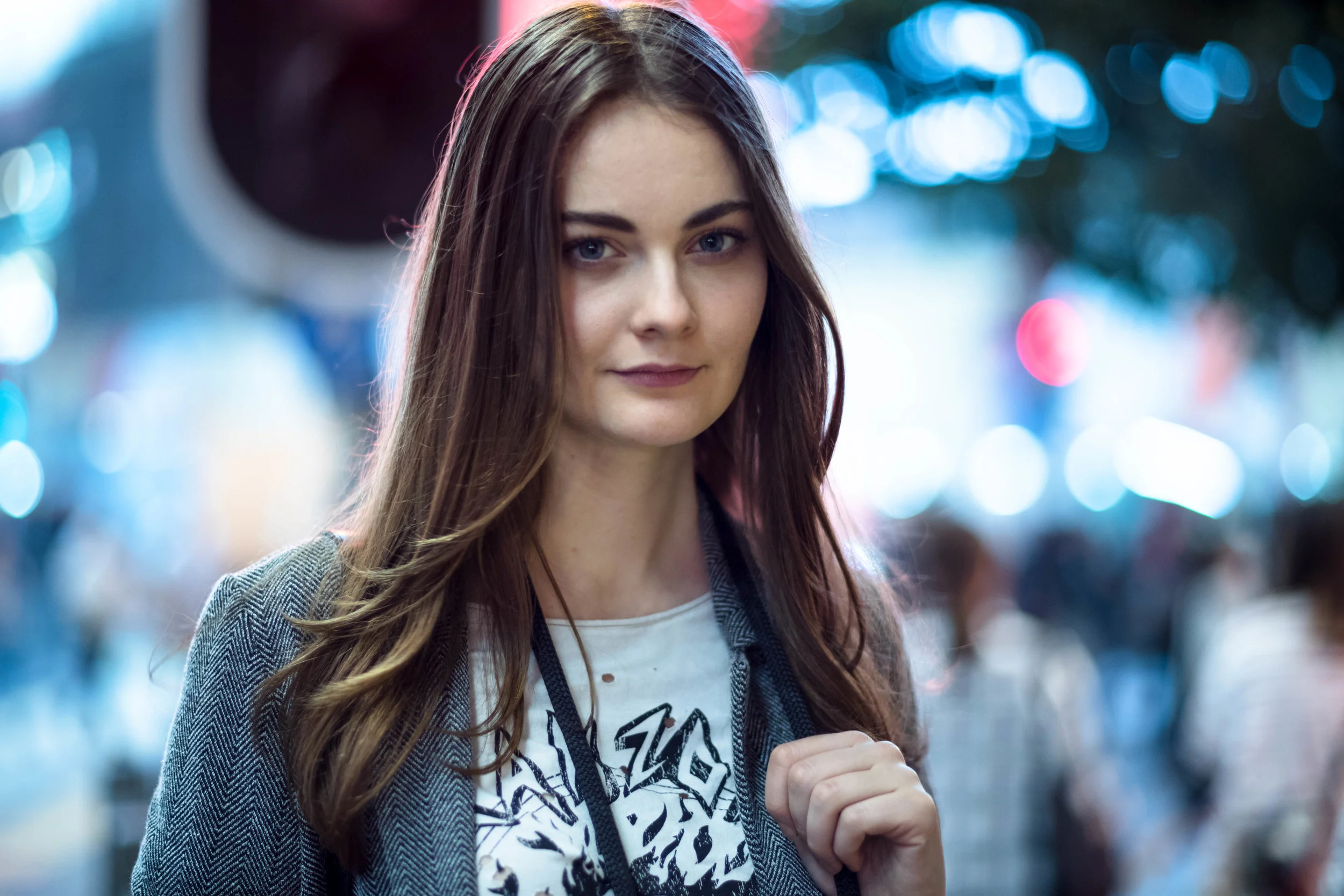 Leica M10 + Leica 75mm f/1.4 Summilux-M - comparatively, the subject rendering is less sharp on the plane of focus, while the background rendering is also less blurry than the 75 Noctilux-M.