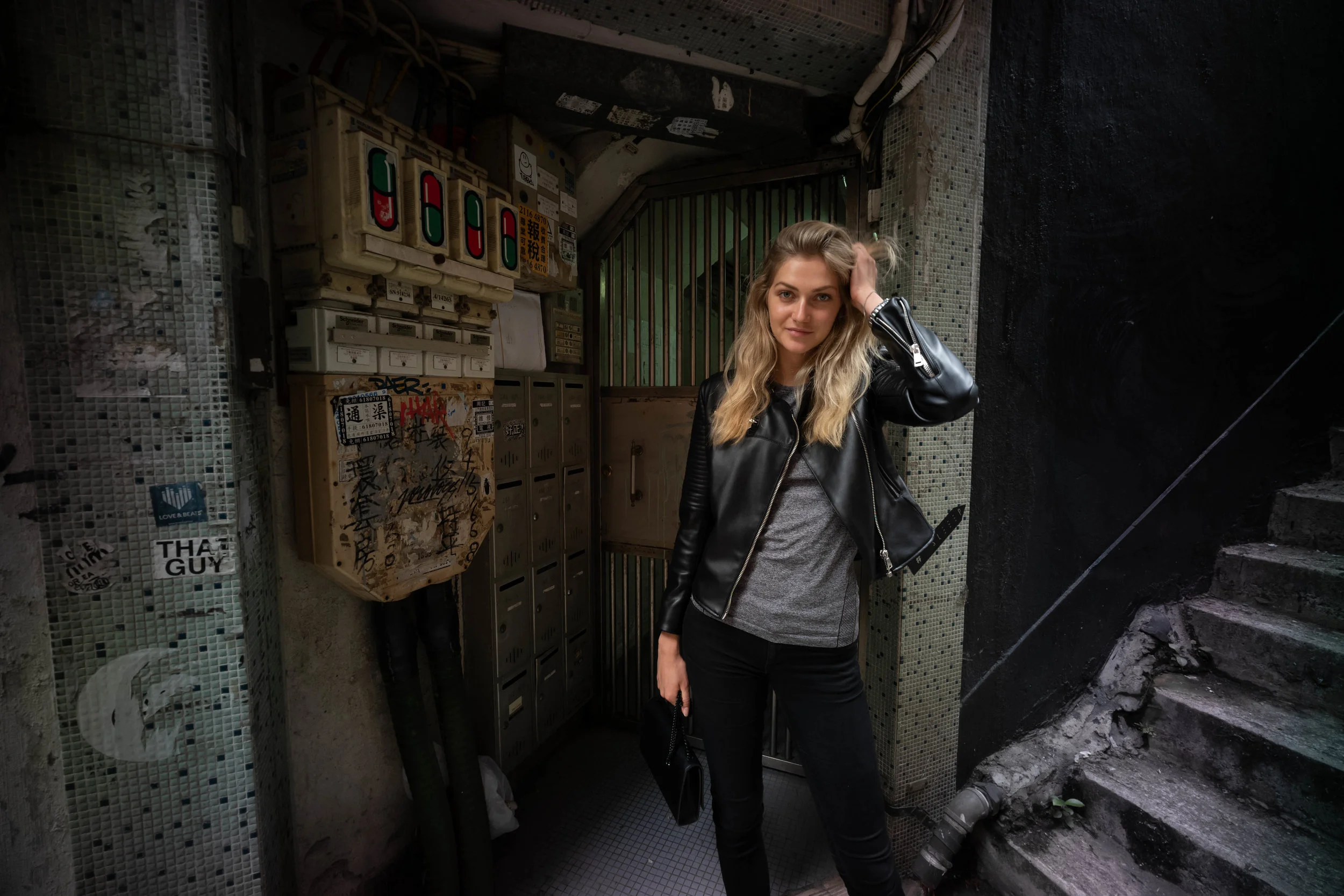 Leica M10 + Zeiss 15mm f/8 Hologon - ISO 1600, 1/60s, f/8