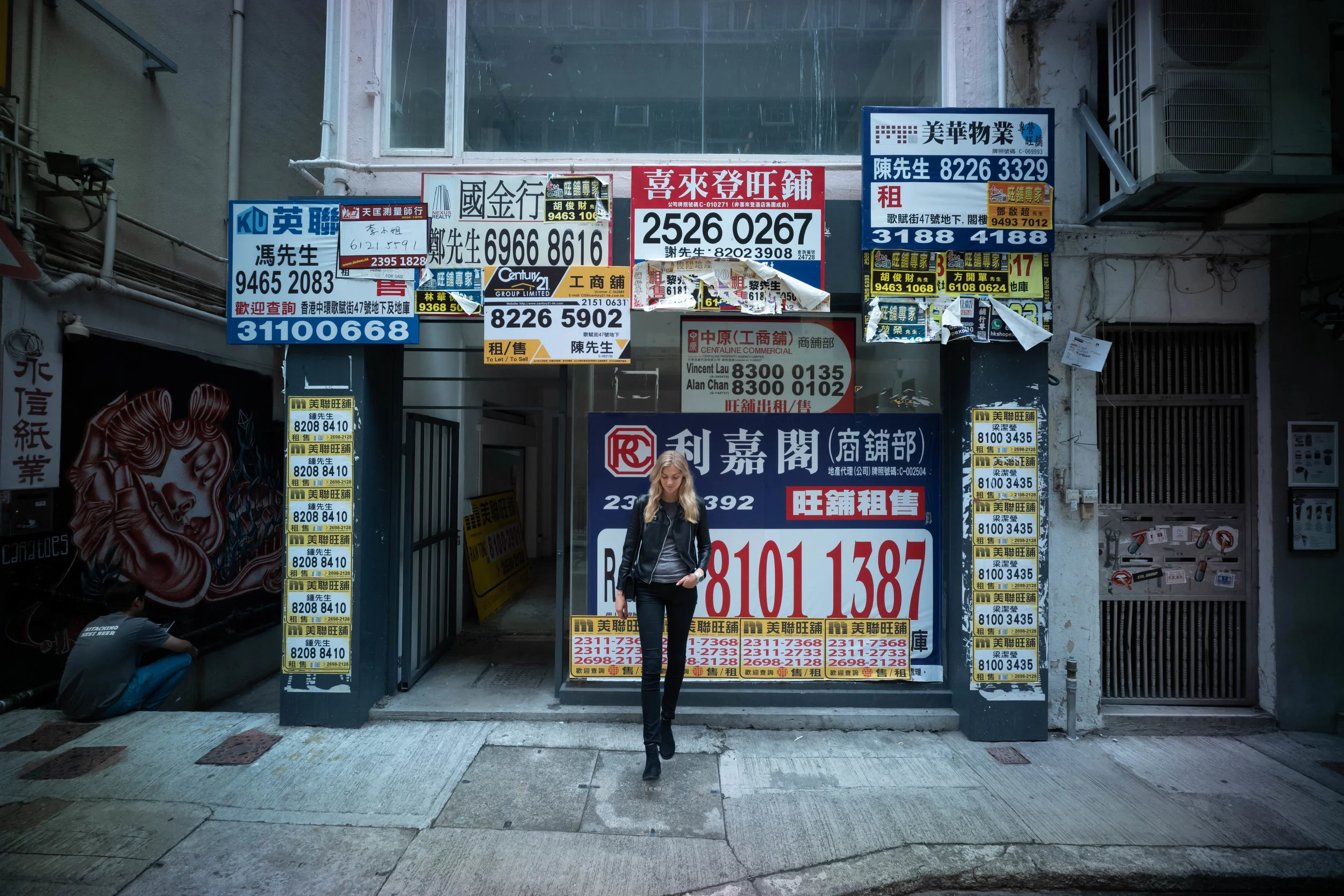 Leica M10 + Zeiss 15mm f/8 Hologon - ISO 1600, 1/125s, f/8