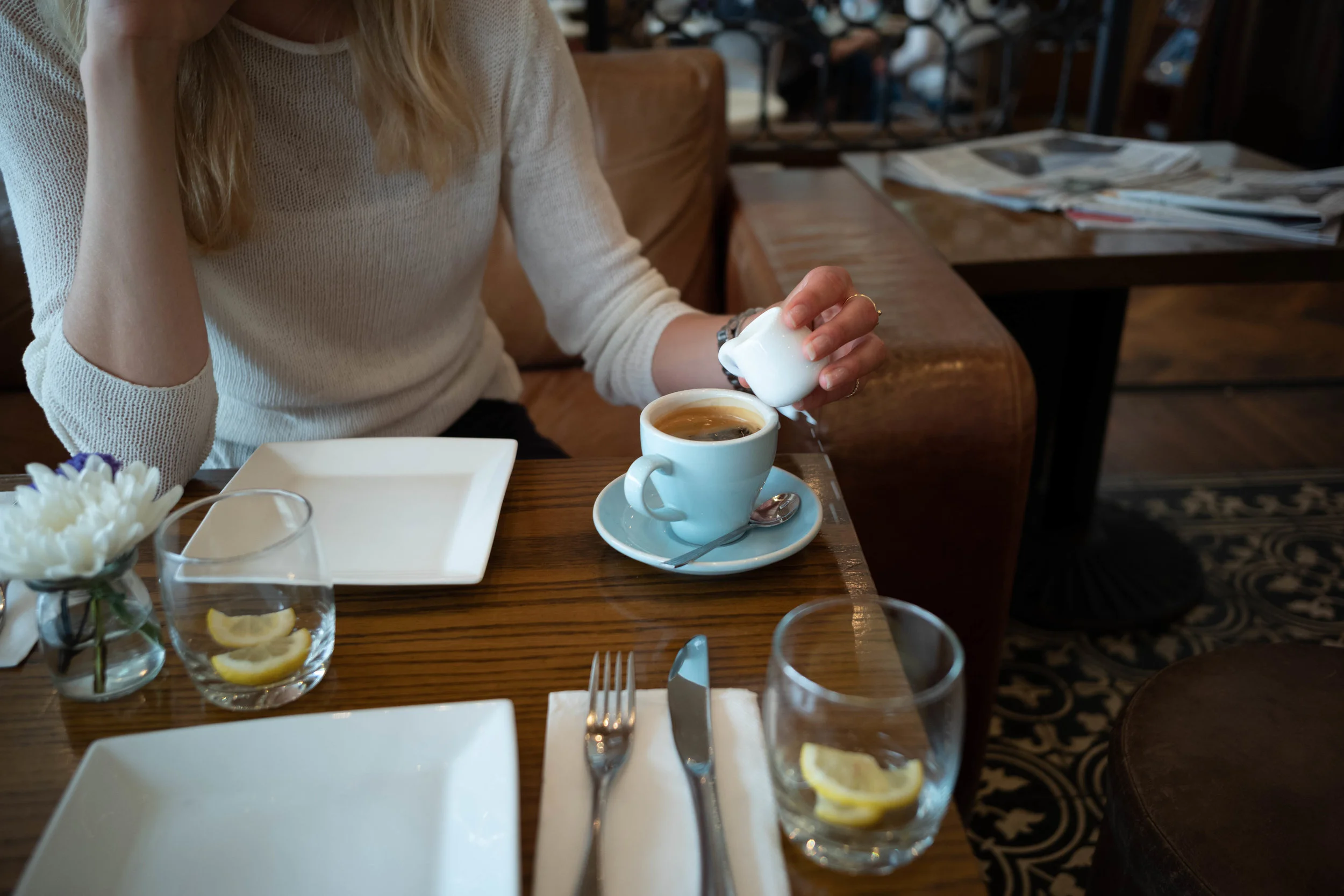 Leica M10 + Leica 28mm f/2.8 Elmarit-M ASPH I - wide open at f/2.8