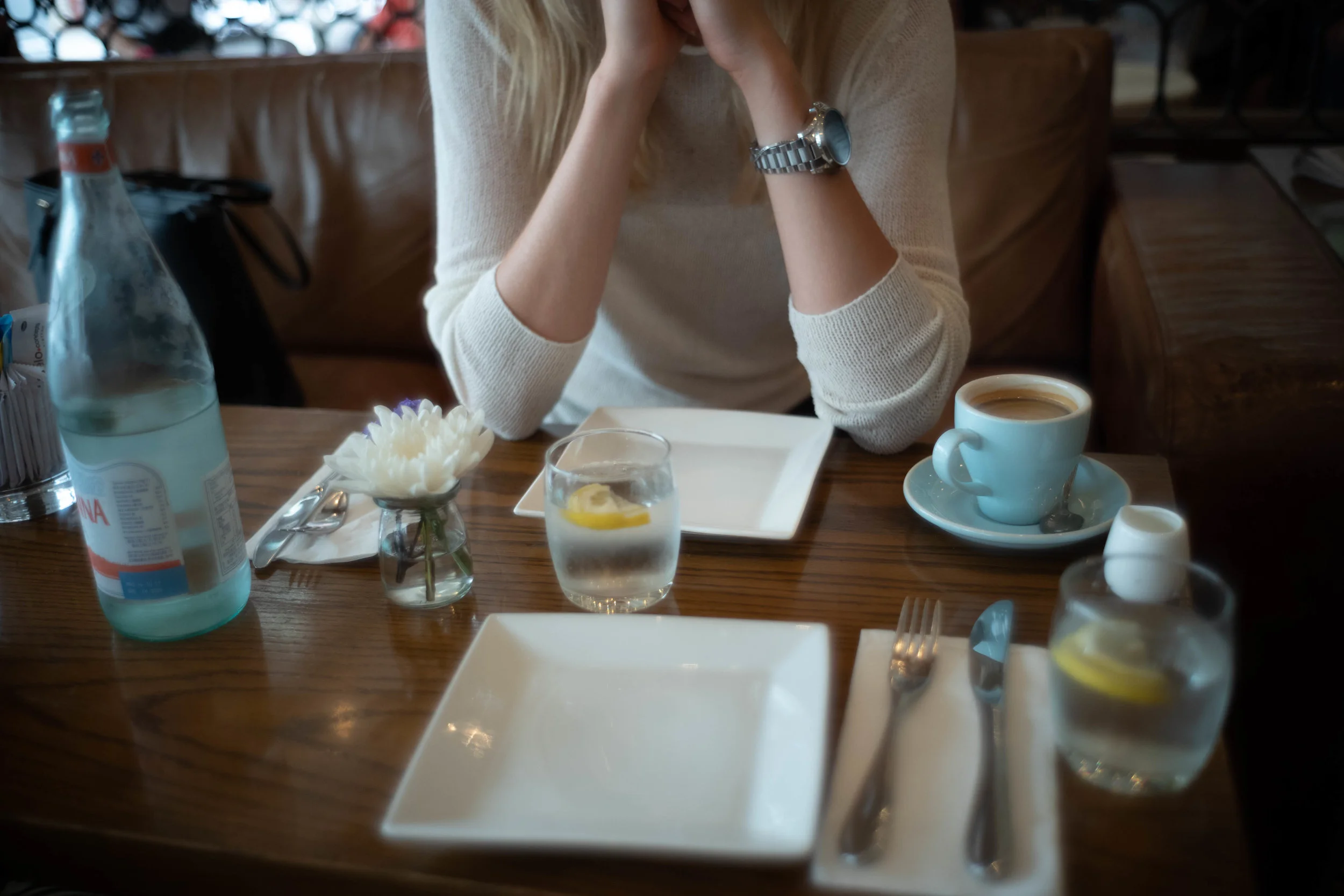 Leica M10 + Leica 35mm f/1.4 Summilux II - wide open at f/1.4 - the image capture is noticeably soft.