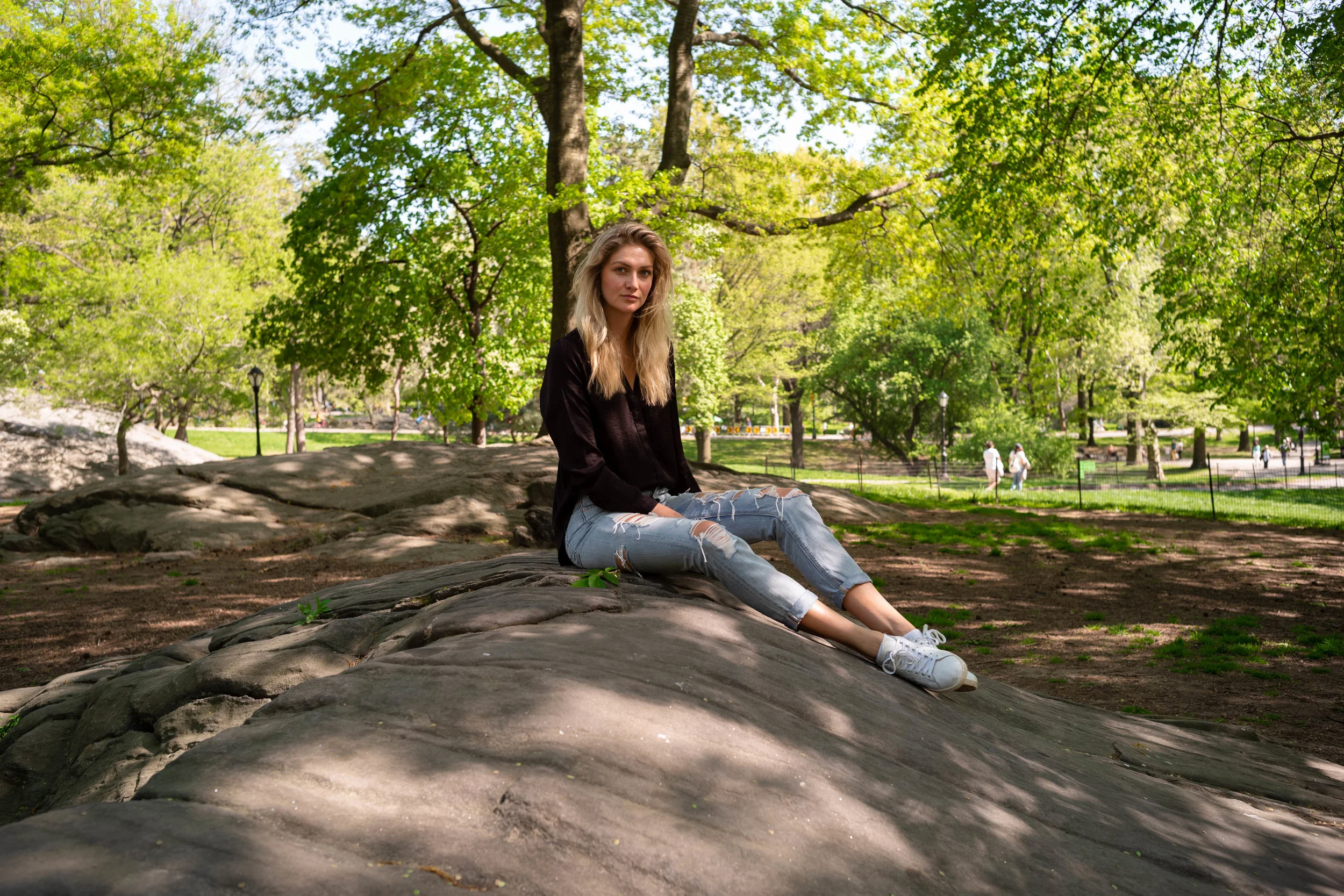 Leica M10 + 35mm f/1.4 Summilux AA - On a big boulder. A simple photo. No effort in documentation. Although I could have positioned Lydia a little lower for better framing.