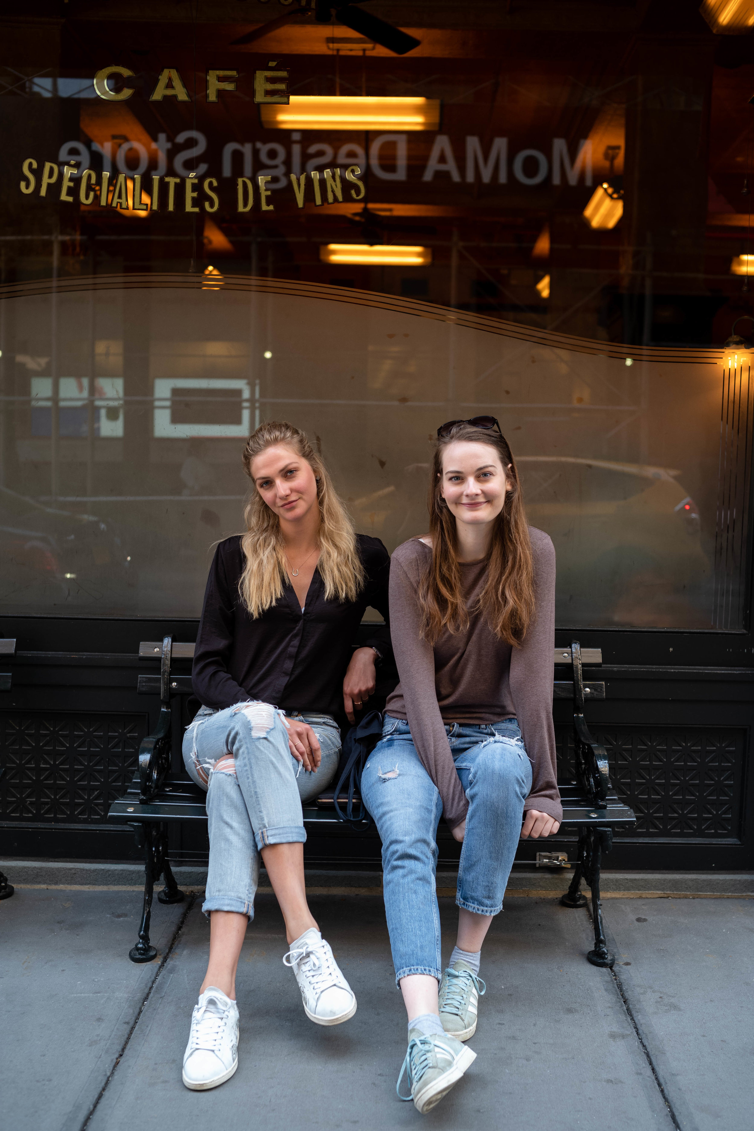 Leica M10 + 35mm f/1.4 Summilux AA - At 35mm, there isn't as much of a need for the subject to lean forward to match focal planes between head and appendages. Also worth noting is how much less of an issue seating deeply is, with regards to the subject's thighs spreading out, at 35mm. But the wider you are, the more this spreading becomes exaggerated.