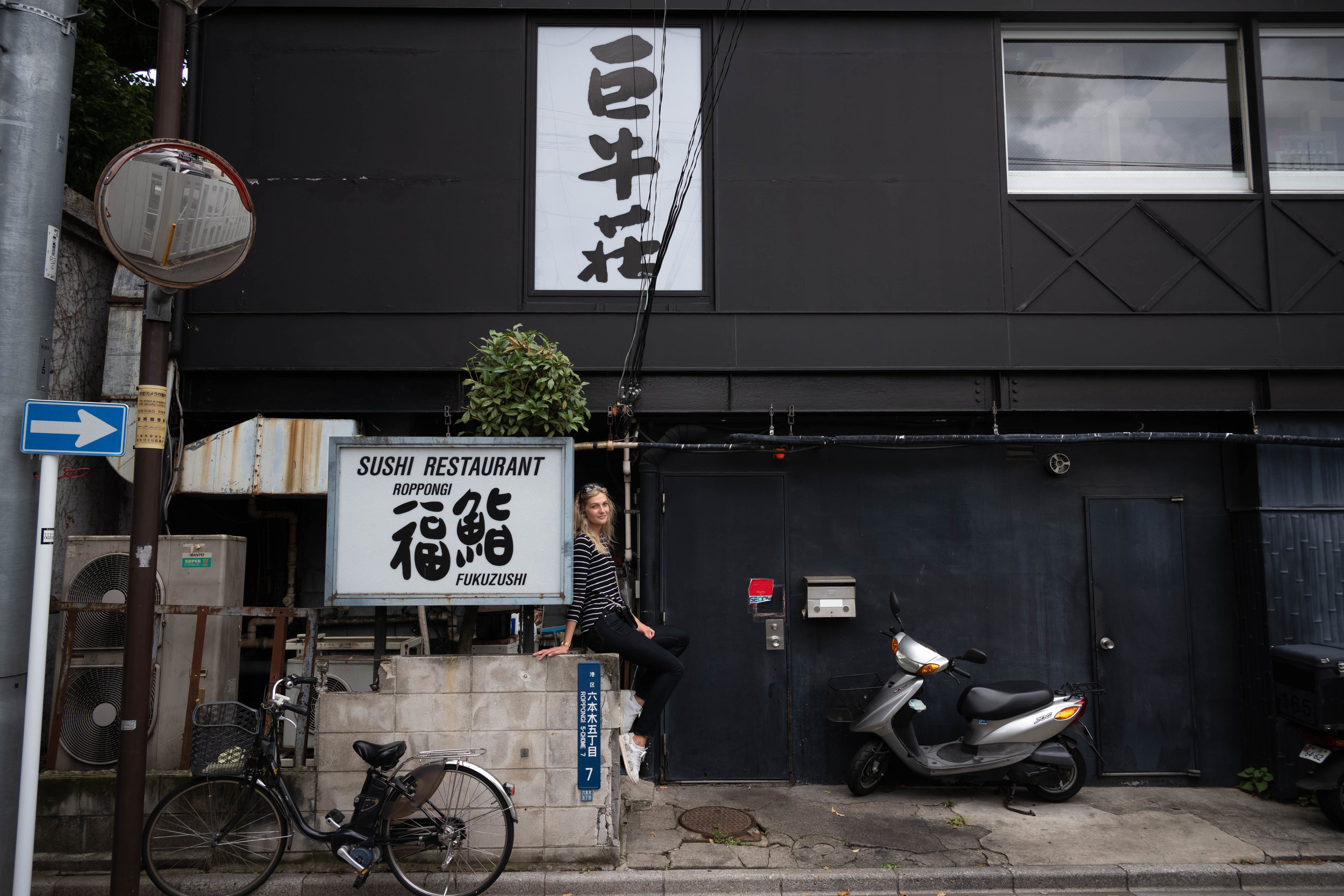Roppongi - Leica M10 + Leica 24mm f/1.4 Summilux-M ASPH - ISO 400, f/4, 1/350s
