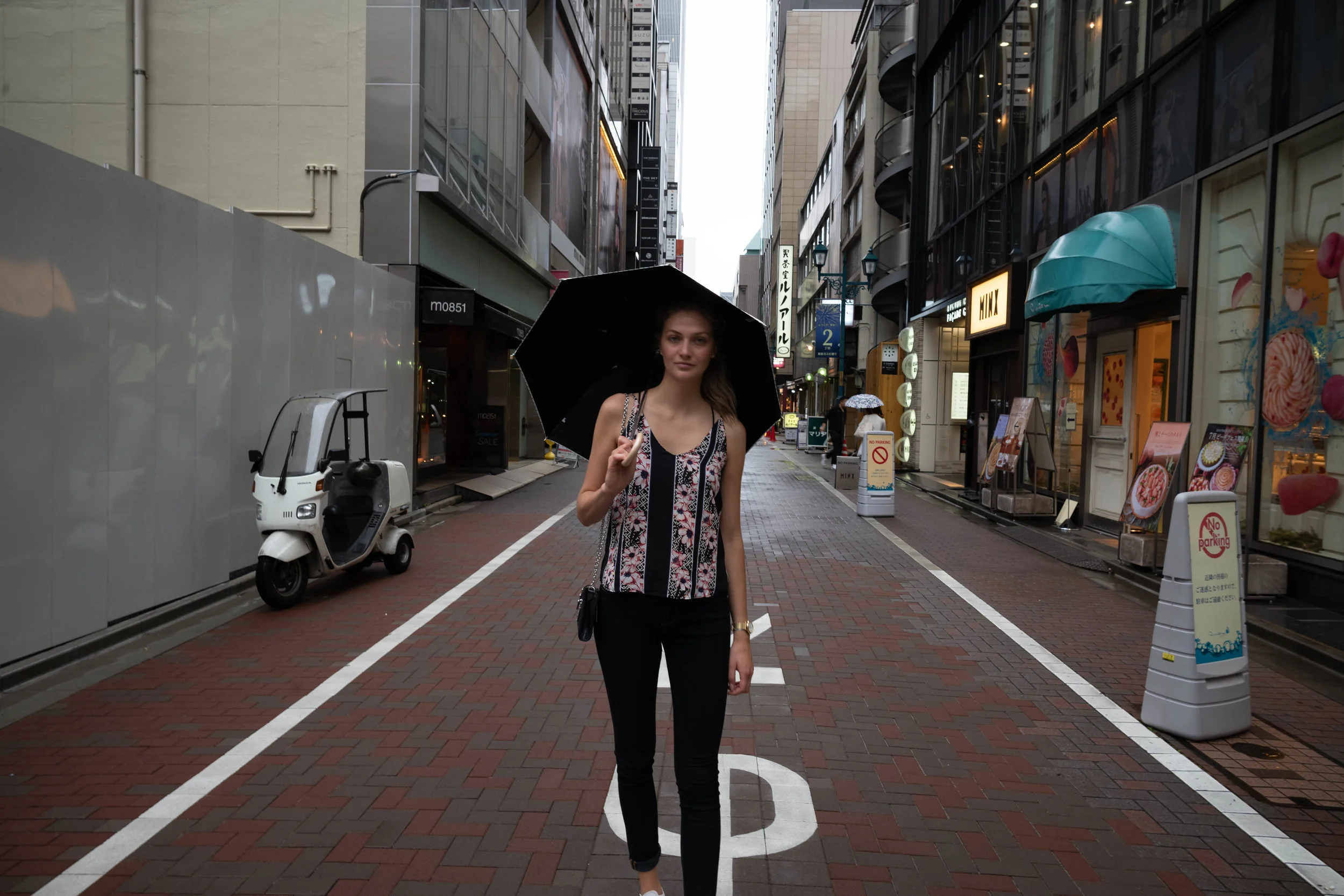Ginza - Leica M10 + Leica 24mm f/1.4 Summilux-M ASPH - ISO 400, f/5.6, 1/45s - image has been leveled in post