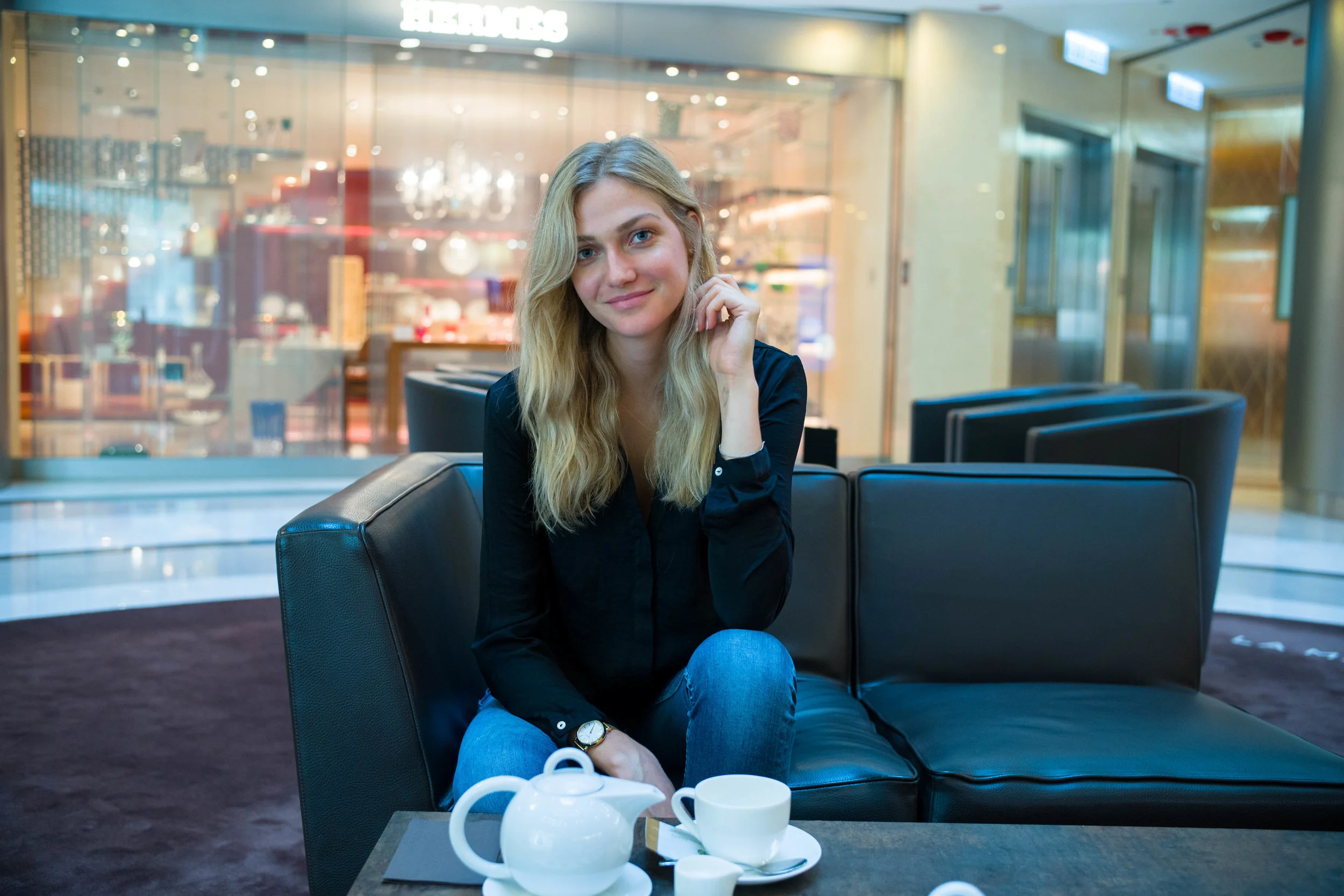 Leica M10-P + Leica 35mm f/1.4 Summilux-M ASPH version I - color balance tweaked... and yeah... changed seating 😬