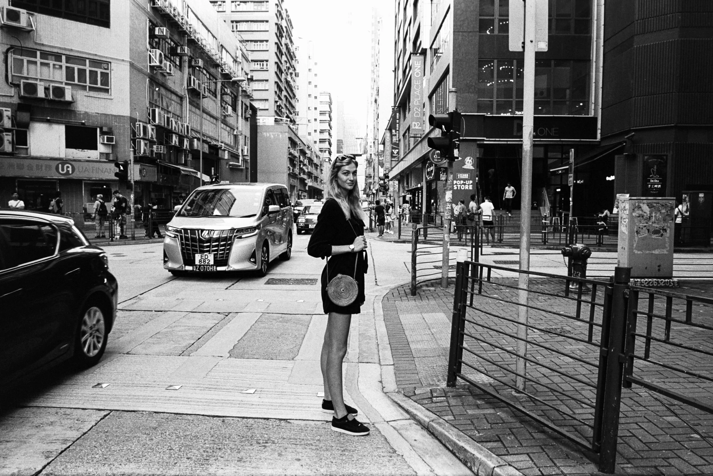 Leica MP Titanium + Leica 28mm f/2 Summicron-M ASPH Titanium + Kodak Tri-X 400