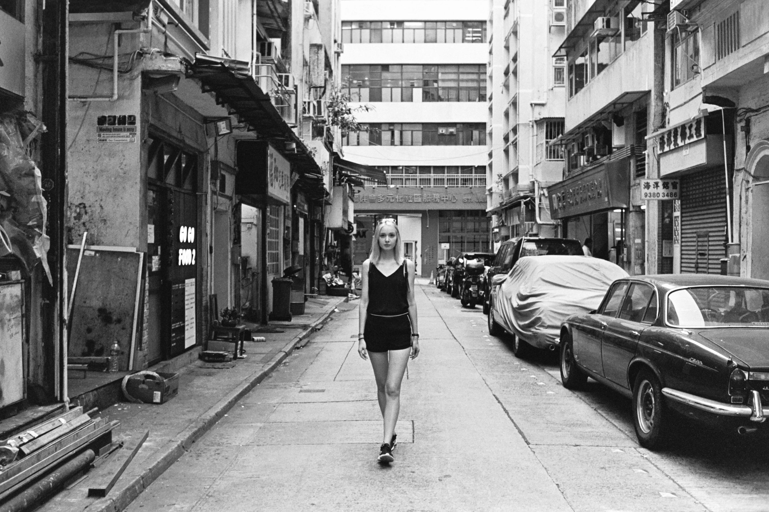 Leica MP-6 + Leica 35mm f/2 Summicron-M Version IV + Kodak Tri-X 400