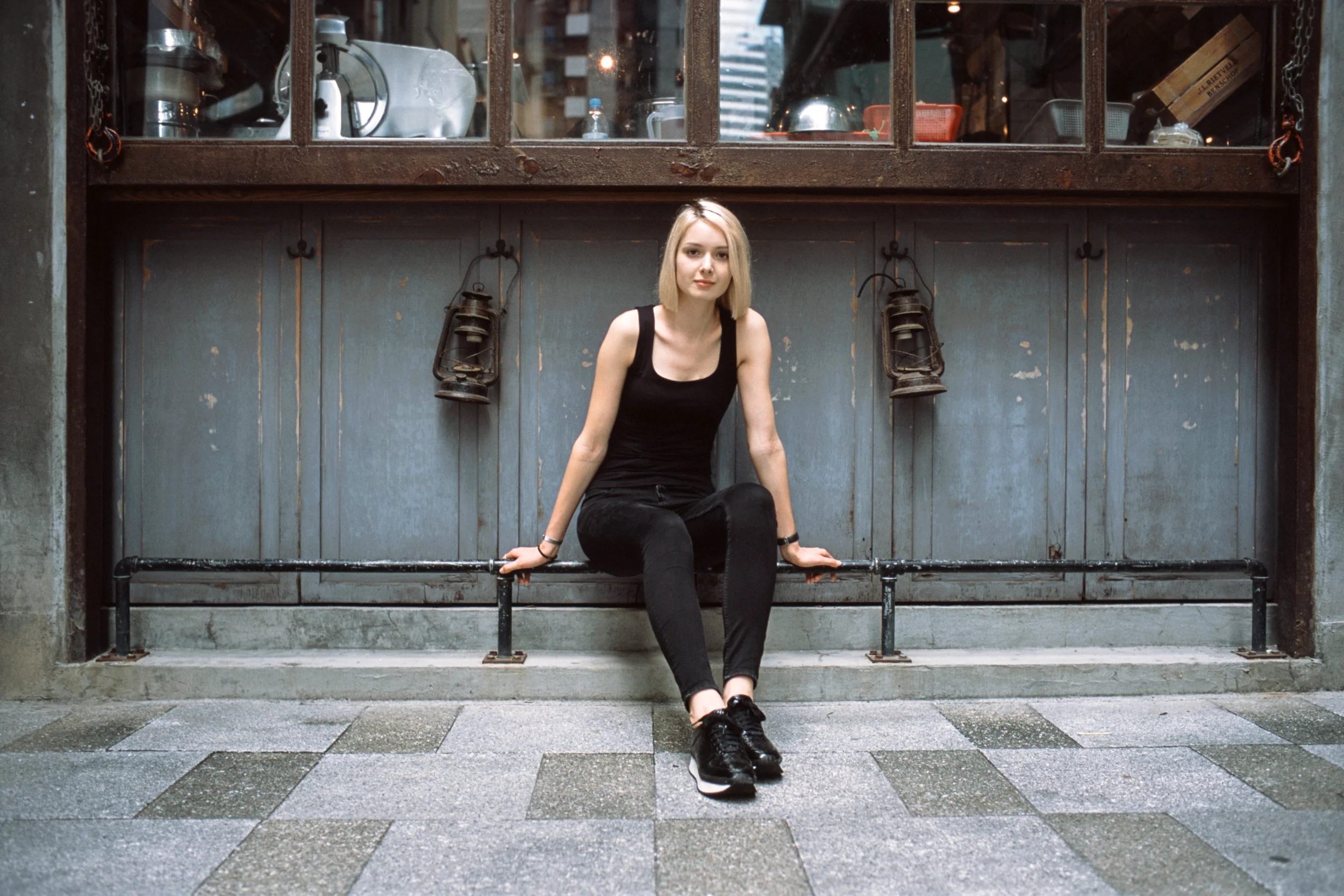 Leica MP-6 + Leica 35mm f/1.4 Summilux-M Aspherical + Agfa CT Precisa 100