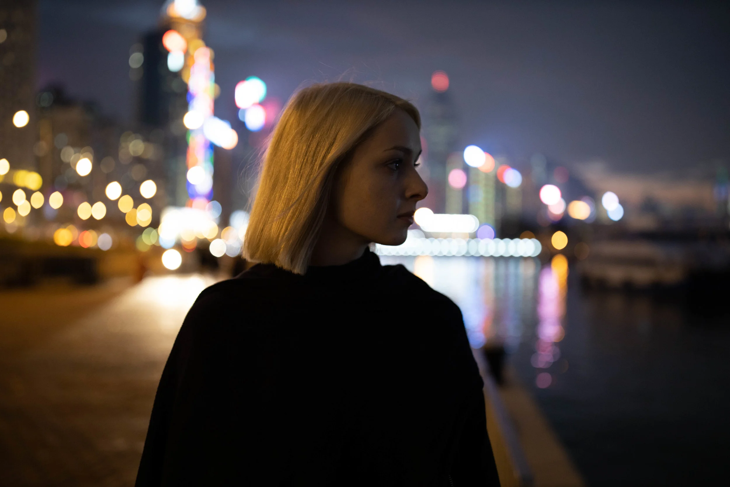 Canon EOS-R + EOS R to EF Adapter + Canon EF 35mm f/1.4L II USM - f/1.4, 1/60s, ISO 800 - Not tweaked in post.