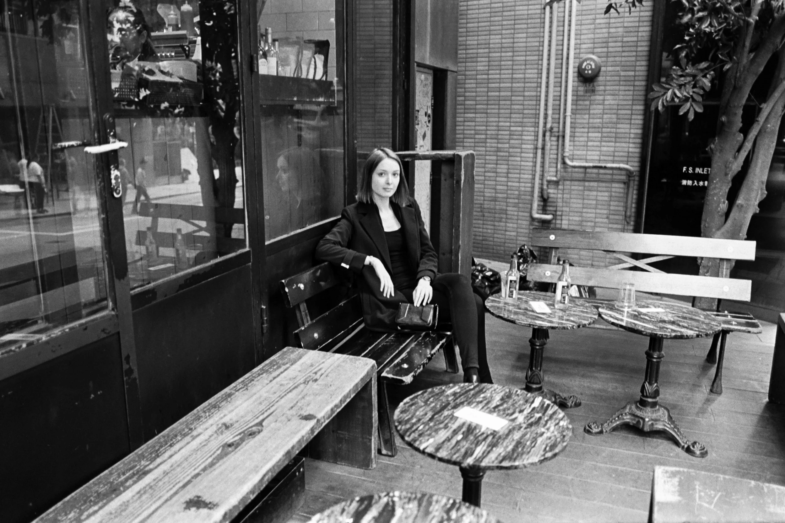 Leica MP Titan + Leica 28mm f/2 Summicron-M ASPH + Kodak Tri-X 400