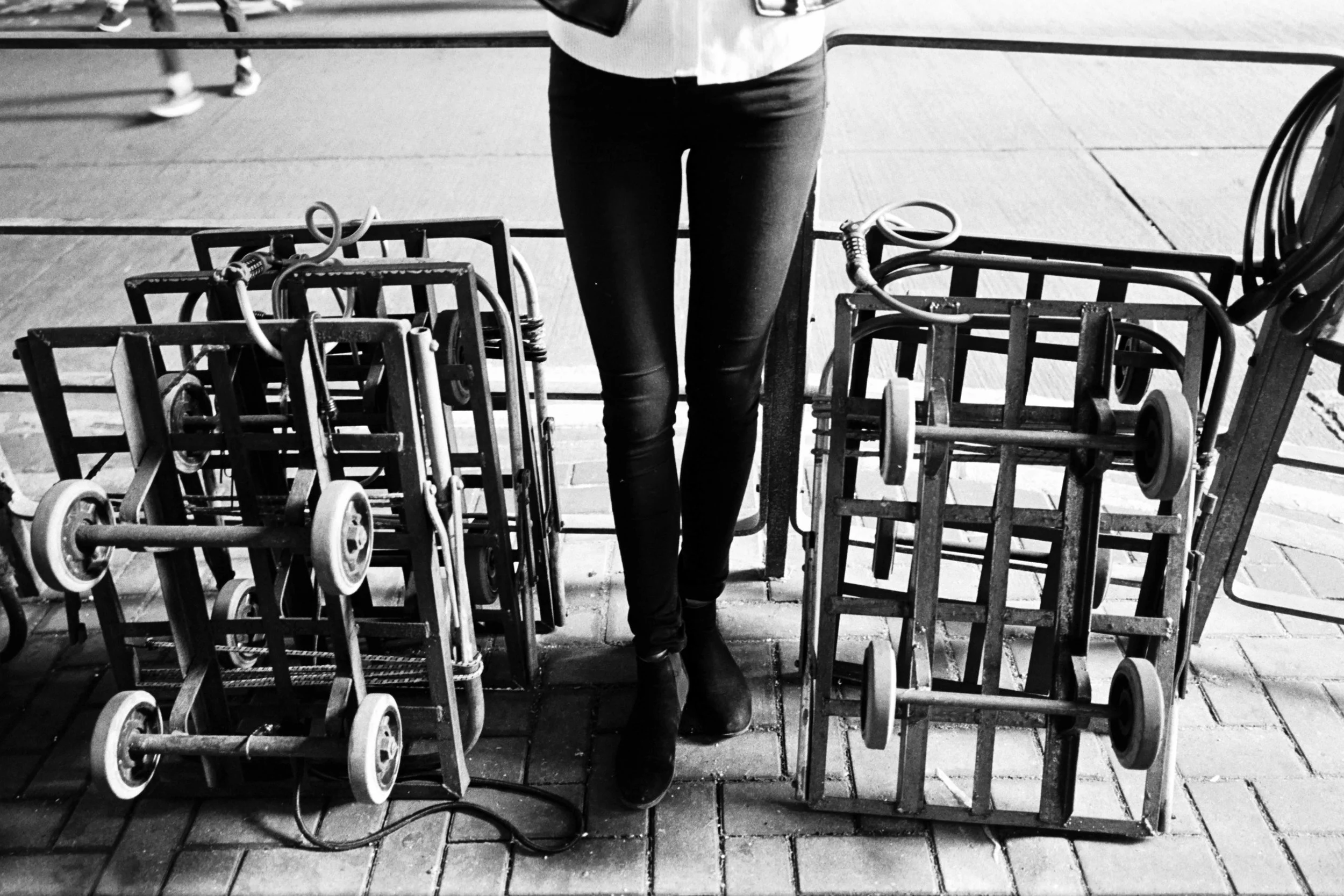Leica MP Titan + Leica 28mm f/2 Summicron-M ASPH + Tri-X 400