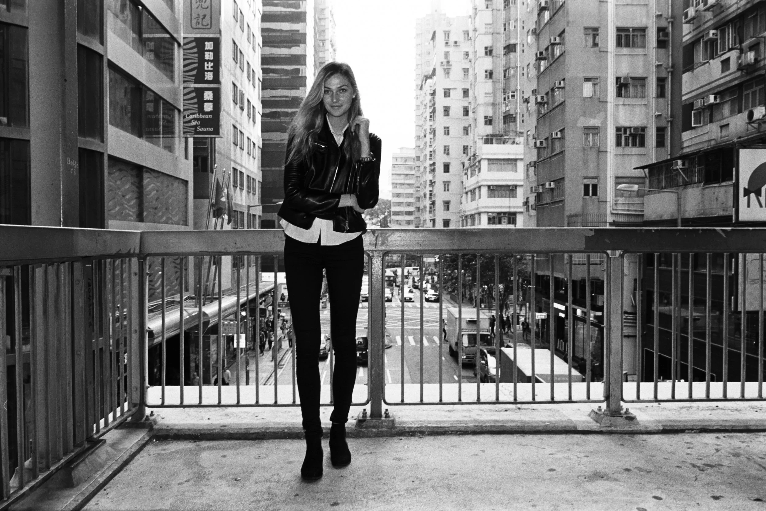 Leica MP Titan + Leica 28mm f/2 Summicron-M ASPH + Leica SF-24D + Tri-X 400