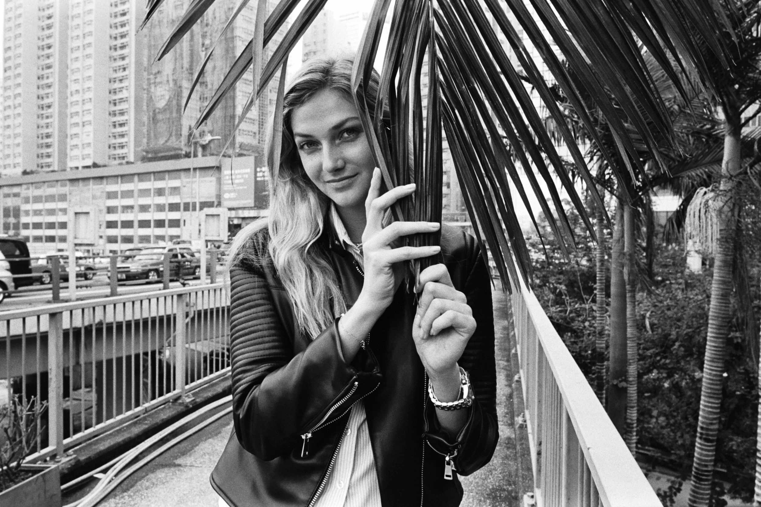 Leica MP Titan + Leica 28mm f/2 Summicron-M ASPH + Tri-X 400