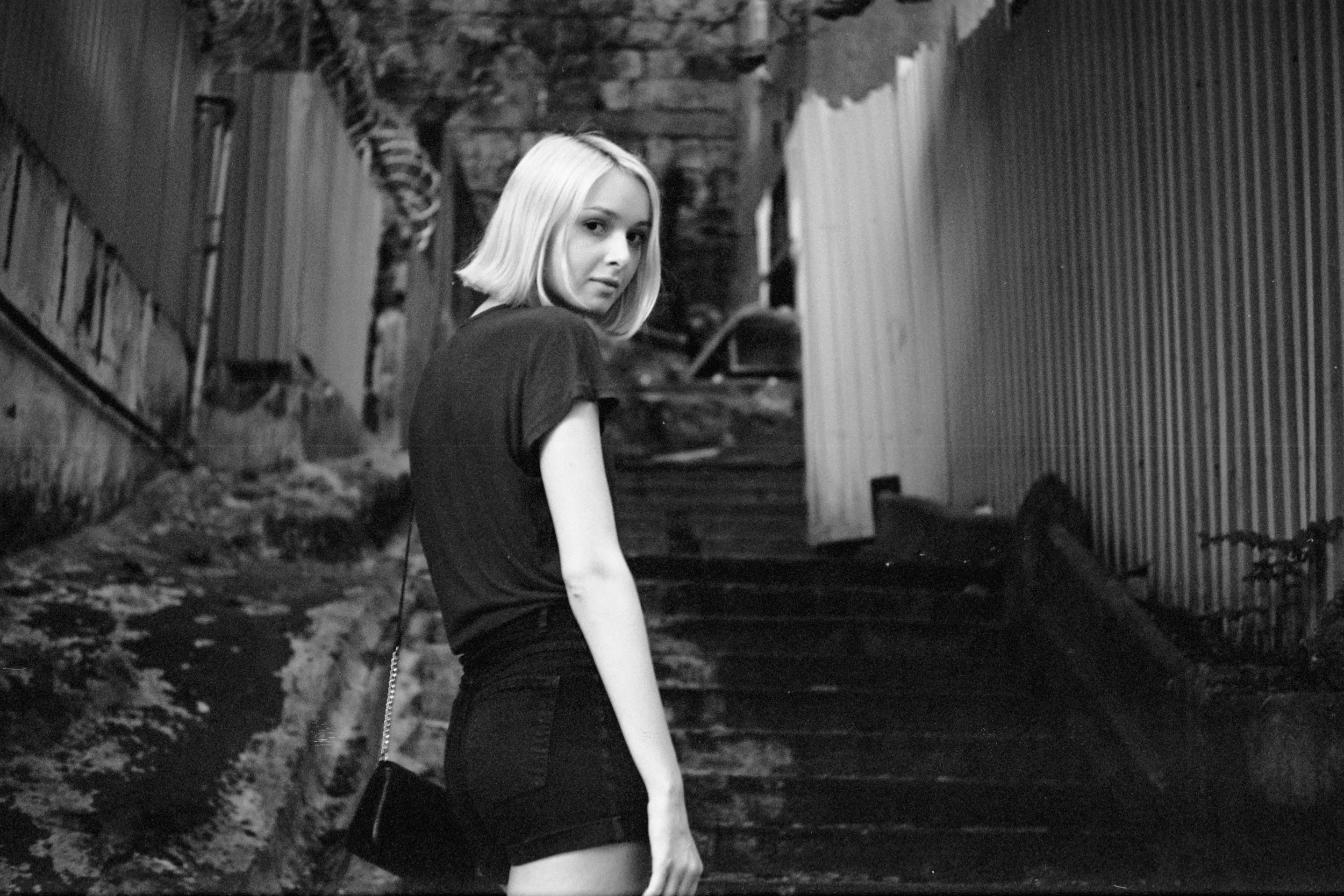 Leica MP6 + Leica 35mm f/2 Summicron-M ASPH + JCH StreetPan 400