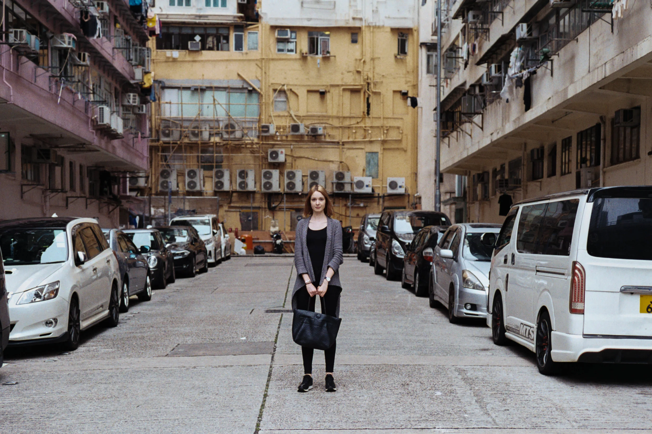 Leica MP-6 + Leica 50mm f/2 Summicron-M + Agfa Vista 200 - Straightened and trimmed.
