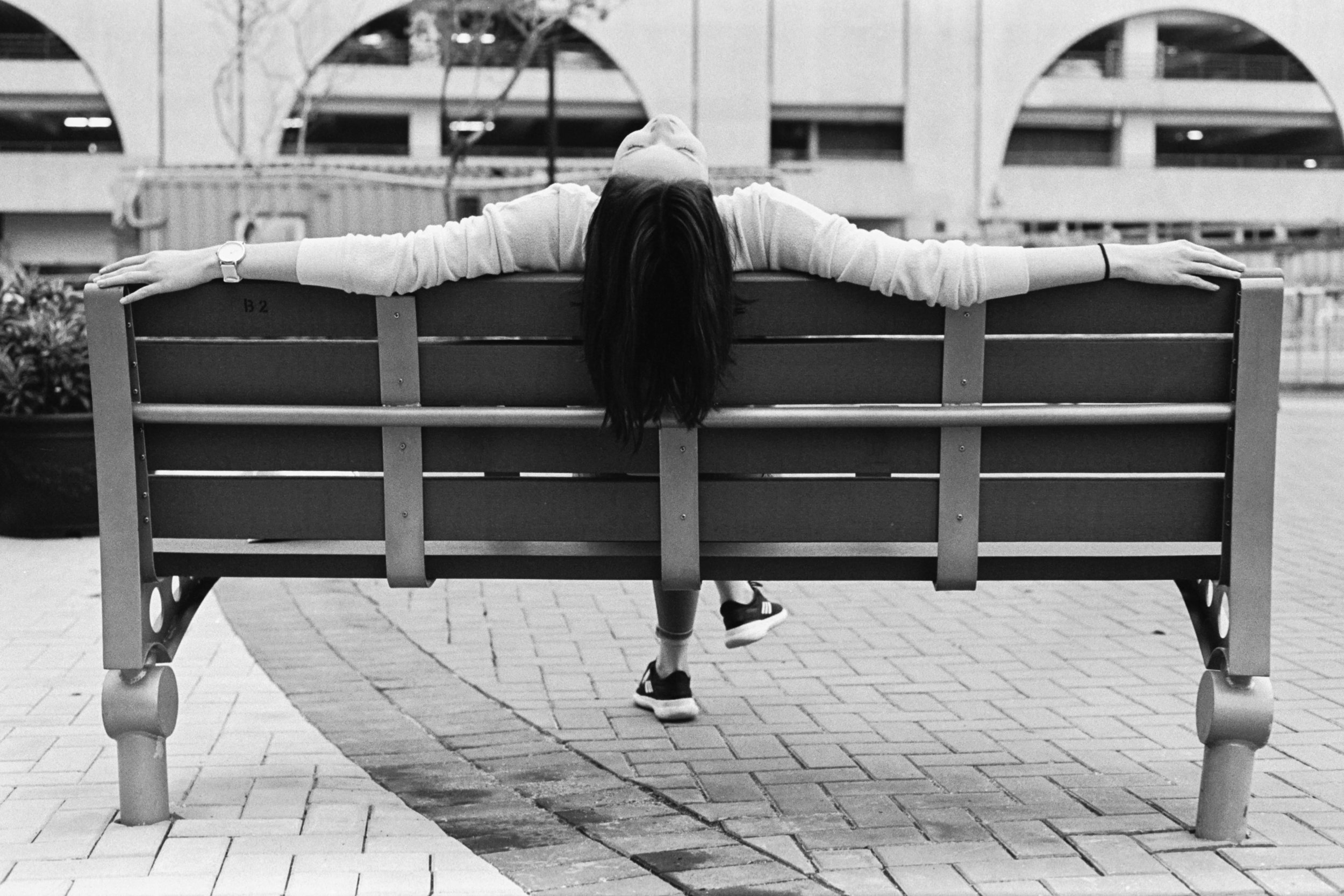 Leica MP-6 + Leica 50mm f/2 Summicron-M Version IV + Kodak Tri-X 400