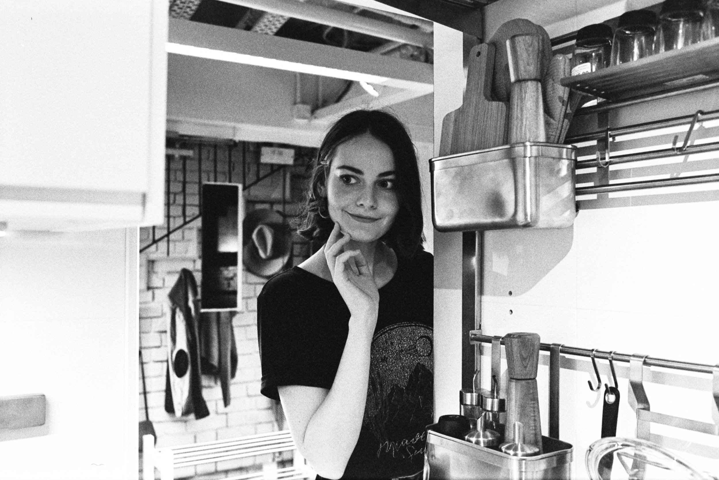 Fujifilm Neopan 1600 (Expired 2008, frozen since purchase) @ 35mm Focal Length