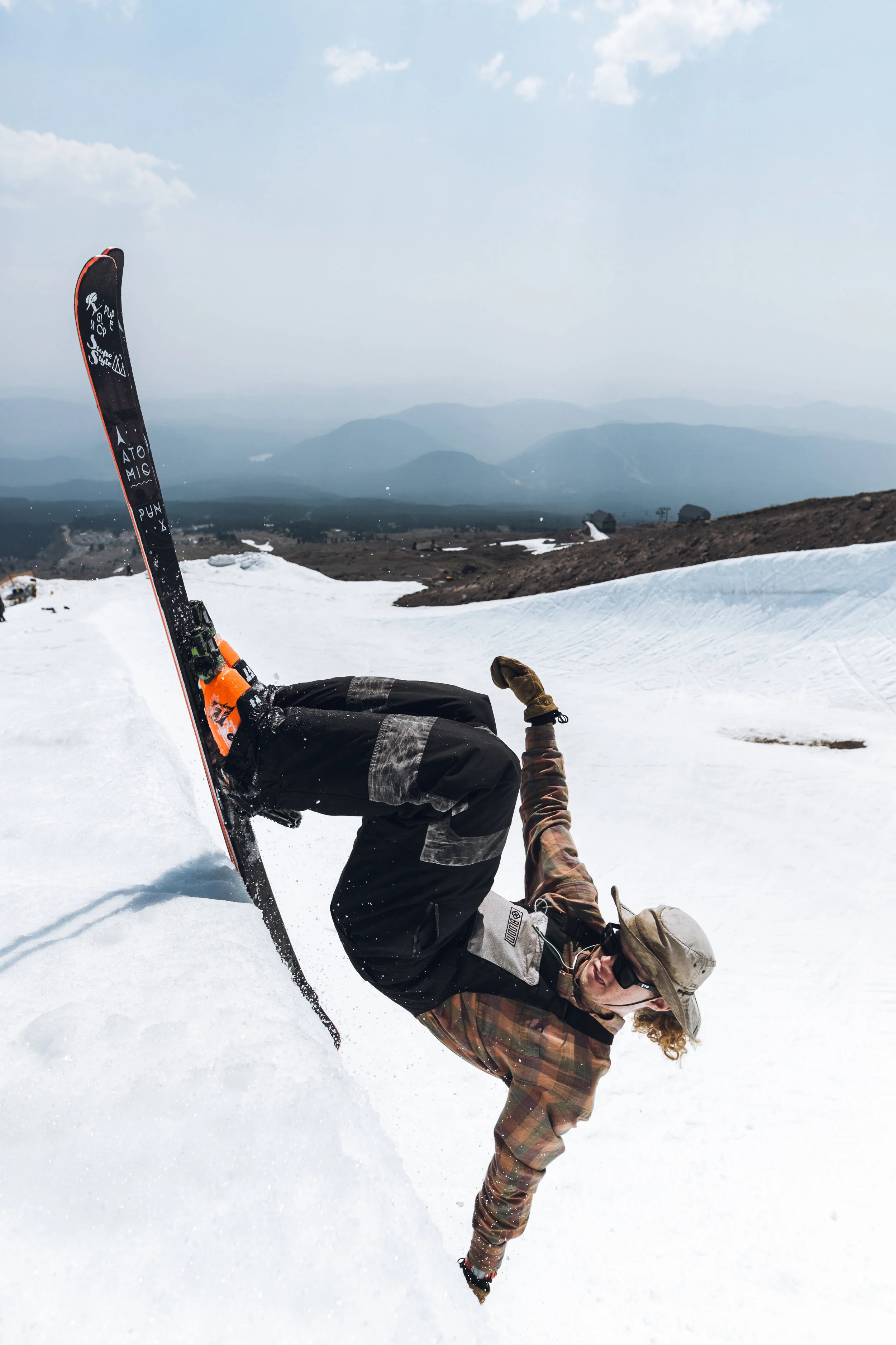 S6_SKI_GAVIN-RUDY_PIPE_TAIL-PRESS_CR.jpg