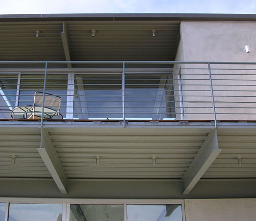 deep balcony off master bedroom
