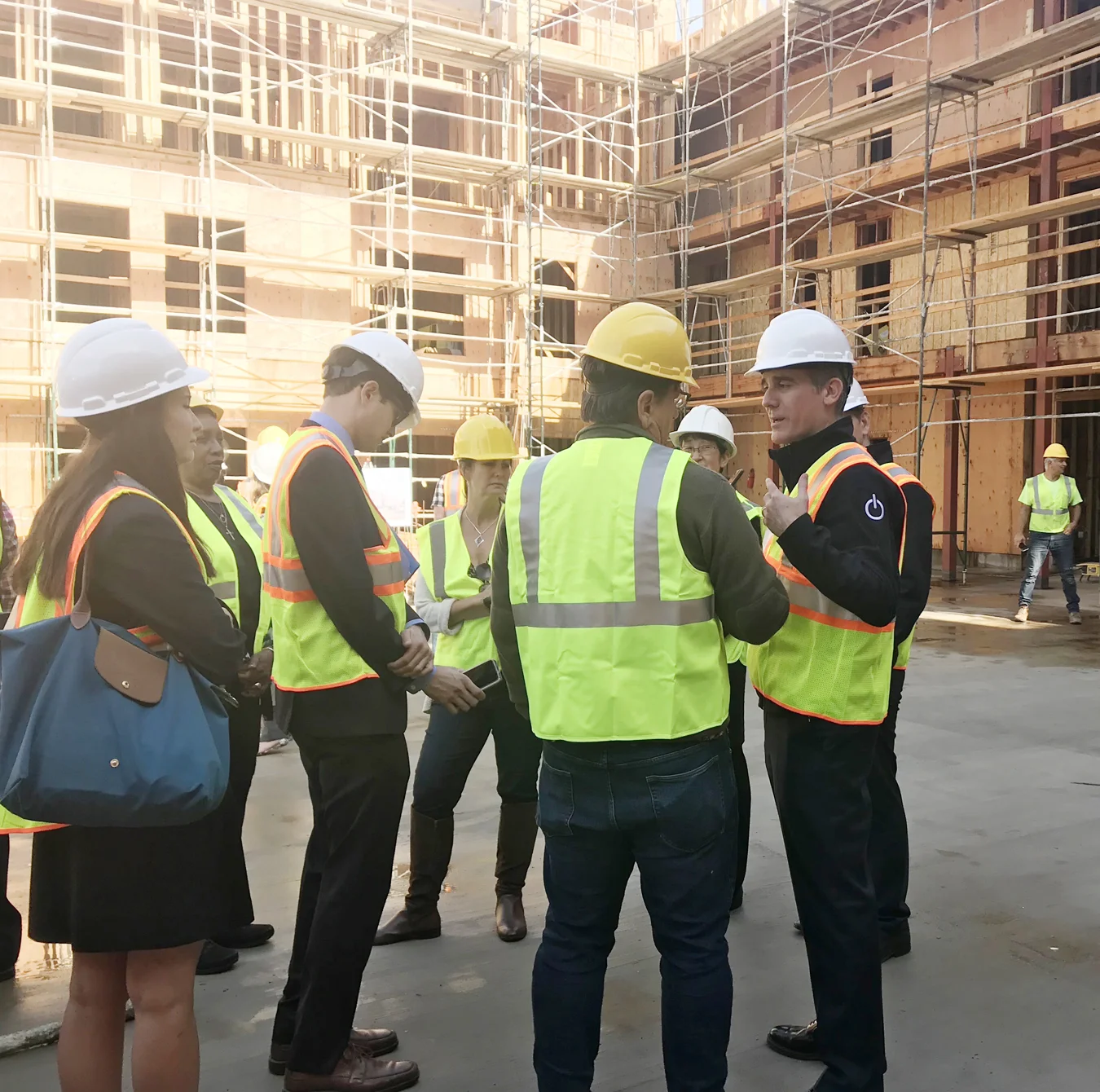 Mayor Garcetti visit December 2018 (Ena Dubnoff photo)