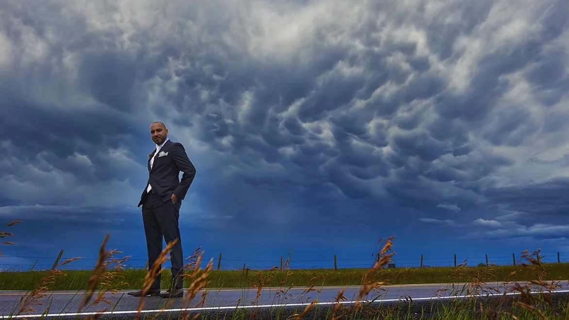 rain clods for grooms portraits in alberta5645 1.jpg