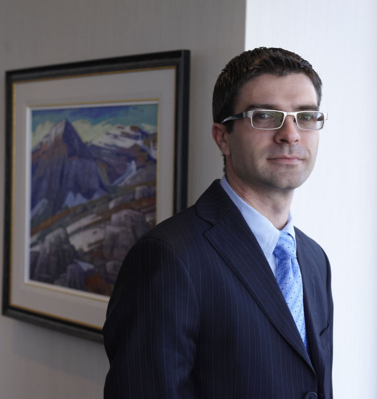 Corporate Photographer Perry Thompson Calgary (3).jpg