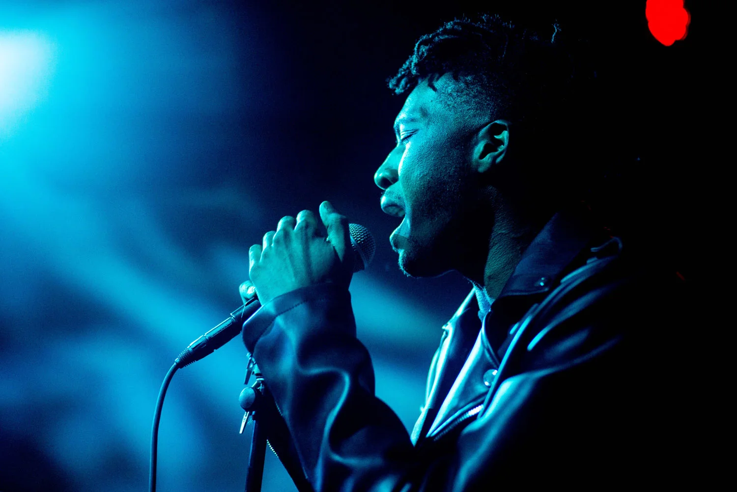 Josh Dean Performing3.jpg