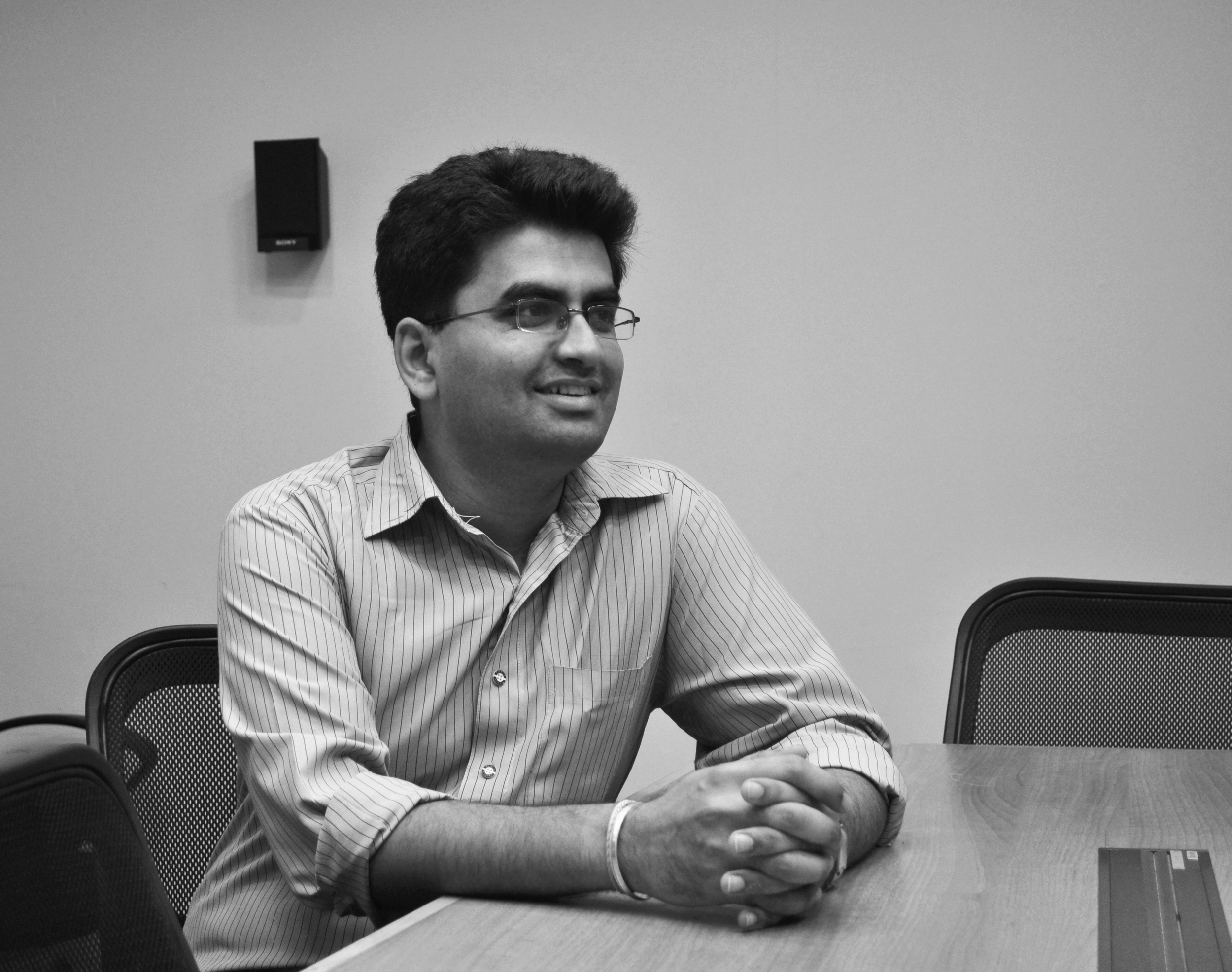 Gulshan Flora Associate Gulshan Flora has been associated with N+U Design Studio since May 2009. Here he is responsible for the coordination and management of all professional disciplines involved in a project, with the consultants as well as clients on different platforms. He leads a team of other junior architects for consistent, smooth and flawless execution of the project while addressing emerging challenges and opportunities. Mr. Flora worked for a few years after graduation with Nirmal Sharma Associates, Chandigarh as Site co-ordinator and Asst. Architect. There he worked on site as co-ordinator between architect and engineers. He also assisted in other activities including feasibility studies, estimating, costing and billing. Thereafter, he moved to Satellier, Noida and worked as an intermediate architect on several projects around the globe, of varied scale, complexity and visibility. Mr. Flora has developed significant expertise in master planning and community housing for the government as well as private developers. He is especially skilled at designing topographically challenging sites.