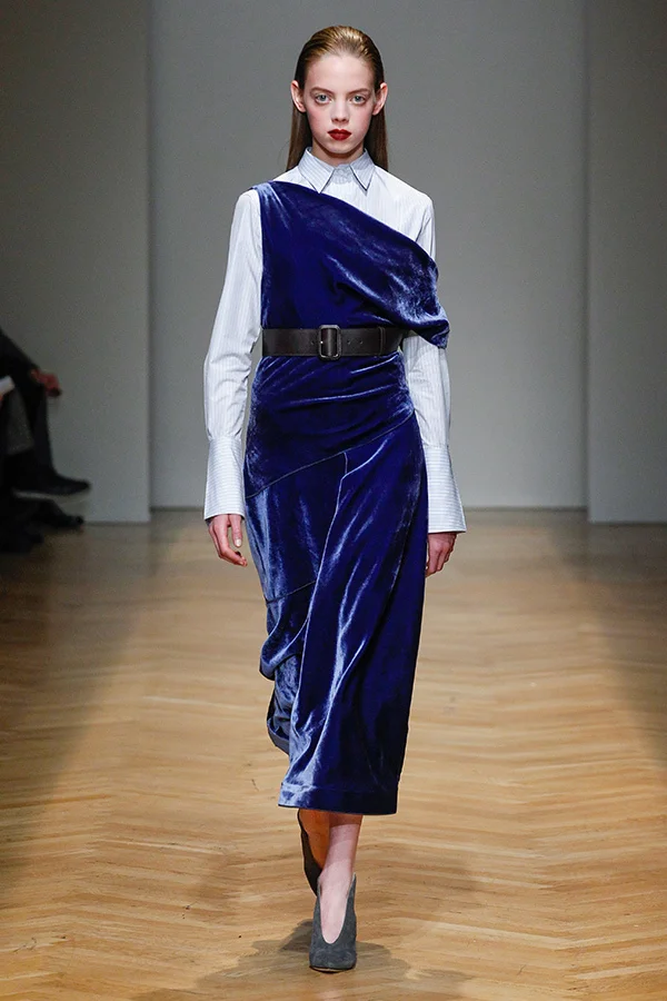 出典:FASHION PRESS