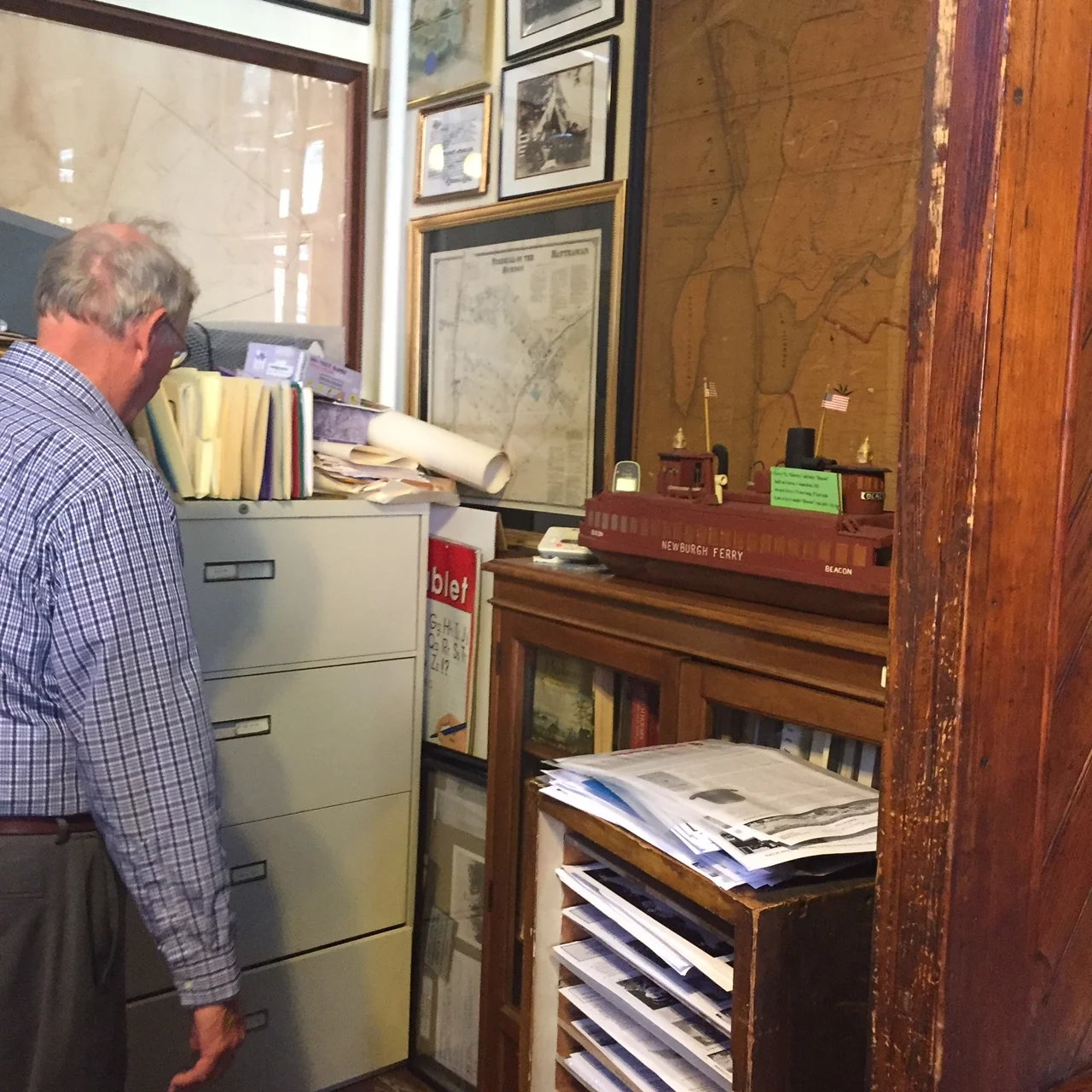 Robert Murphy, president of the Beacon Historical Society since 1998, has written its story-filled newsletter since 1981.