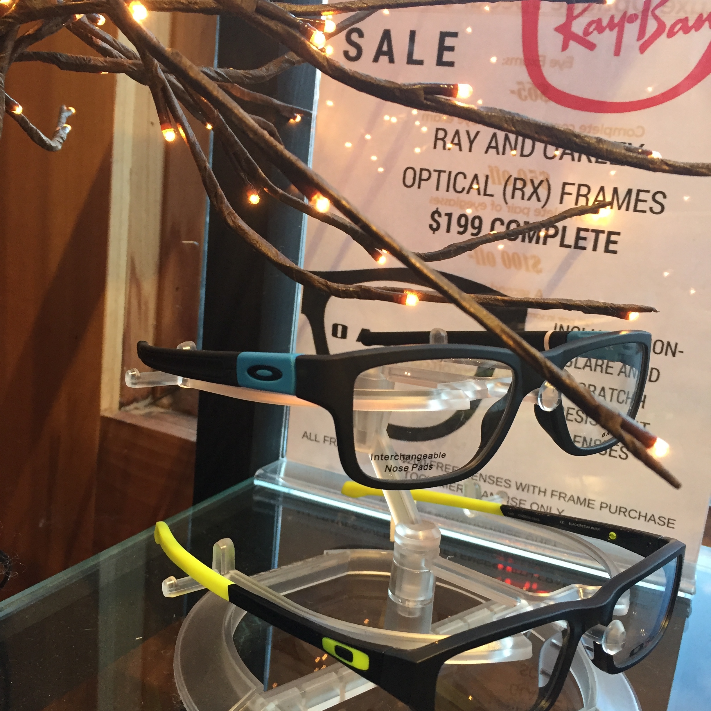 luxe optique oakley sale.jpg