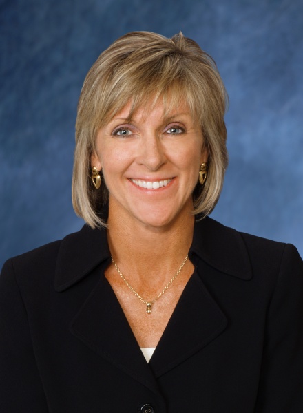 Susan S. Lanigan served as Executive Vice President, General Counsel, at Dollar General Corporation for more than 11 years. She is an active member of the Nashville civic community and serves in a variety of leadership positions, including: Member, Dollar General Literary Foundation; Board of Nashville Public Radio; Member, Executive Committee, Board of Nashville Area Chapter of the American Red Cross; Member, Board of Metropolitan Nashville Chamber of Commerce; and Member, Board of Tennessee Performing Arts Center.