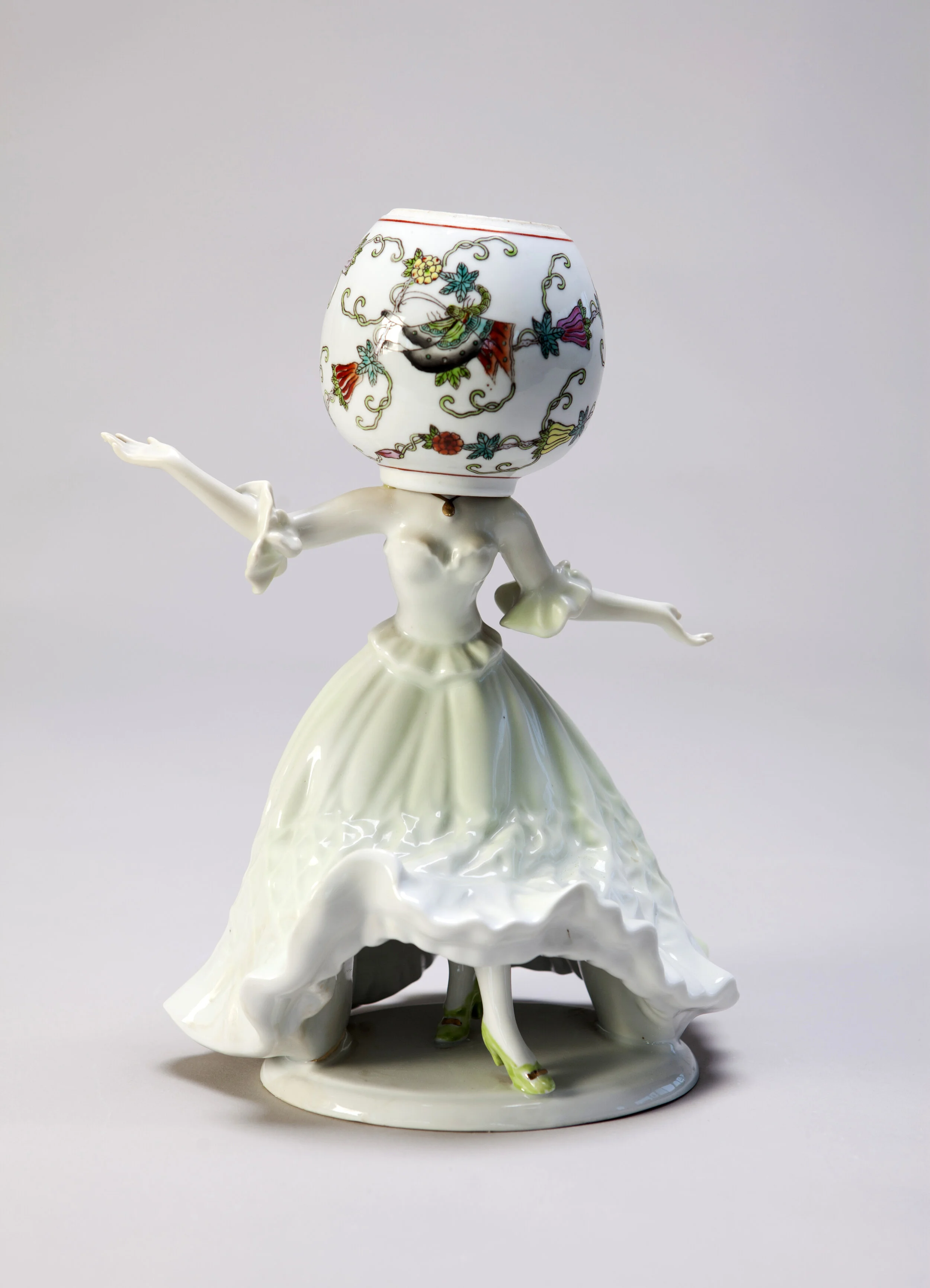 Andrea Salvatori, Invasata, 2017, cm28x21x17.jpg
