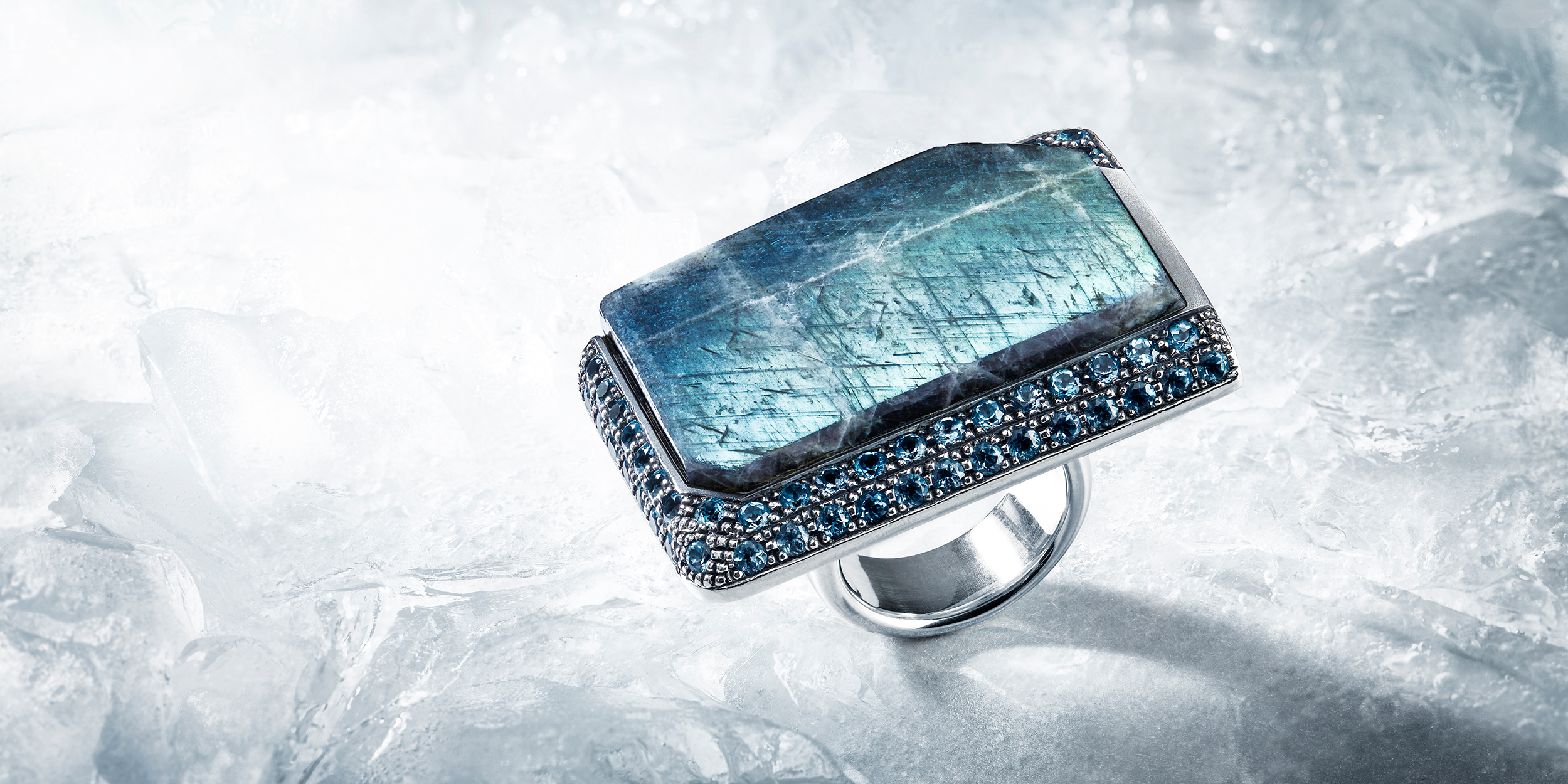 Labradorite Ring - Caroline Savoie Jewellery