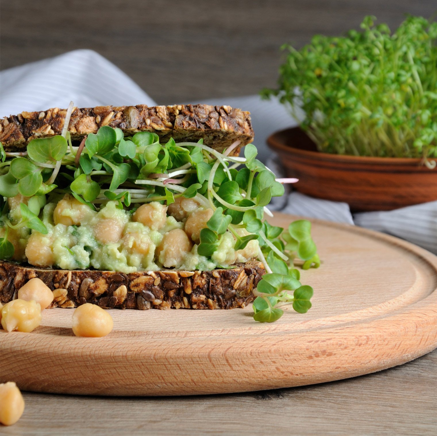 microgreens_broccoli_chickpeas_sandwhich.jpg