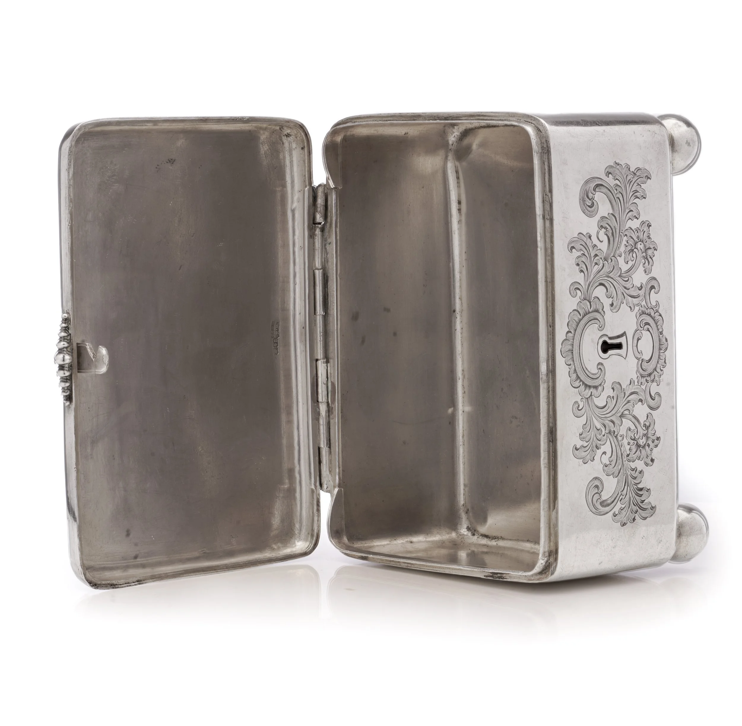 2023-09-13 21-16-54 (B,R8,S3).jpg