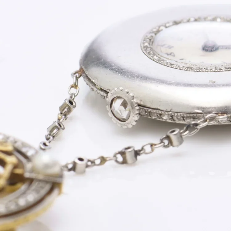 crown+close+up.jpg.webp