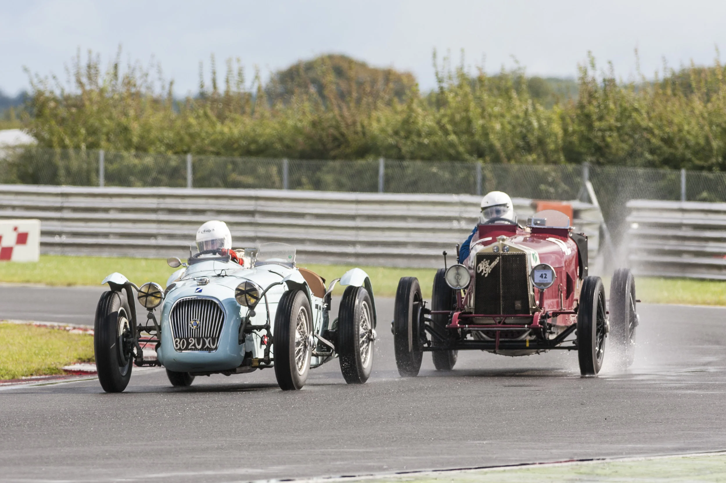 Guyatt in the Talbot-Lago briefly leading Mann in the Alfa Romeo Targa Florio: Peter McFadyen