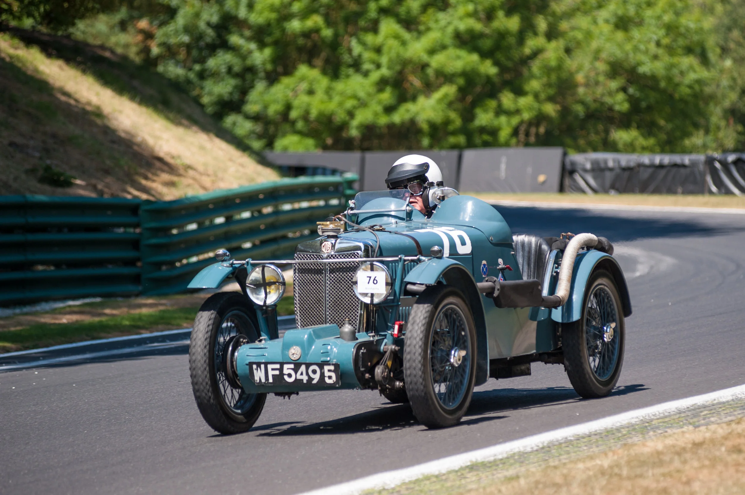 McNinch in Boothby's MG J2, kindly loaned after the Triple M incident at Donington damaged several ODM competitors' cars: Peter McFadyen