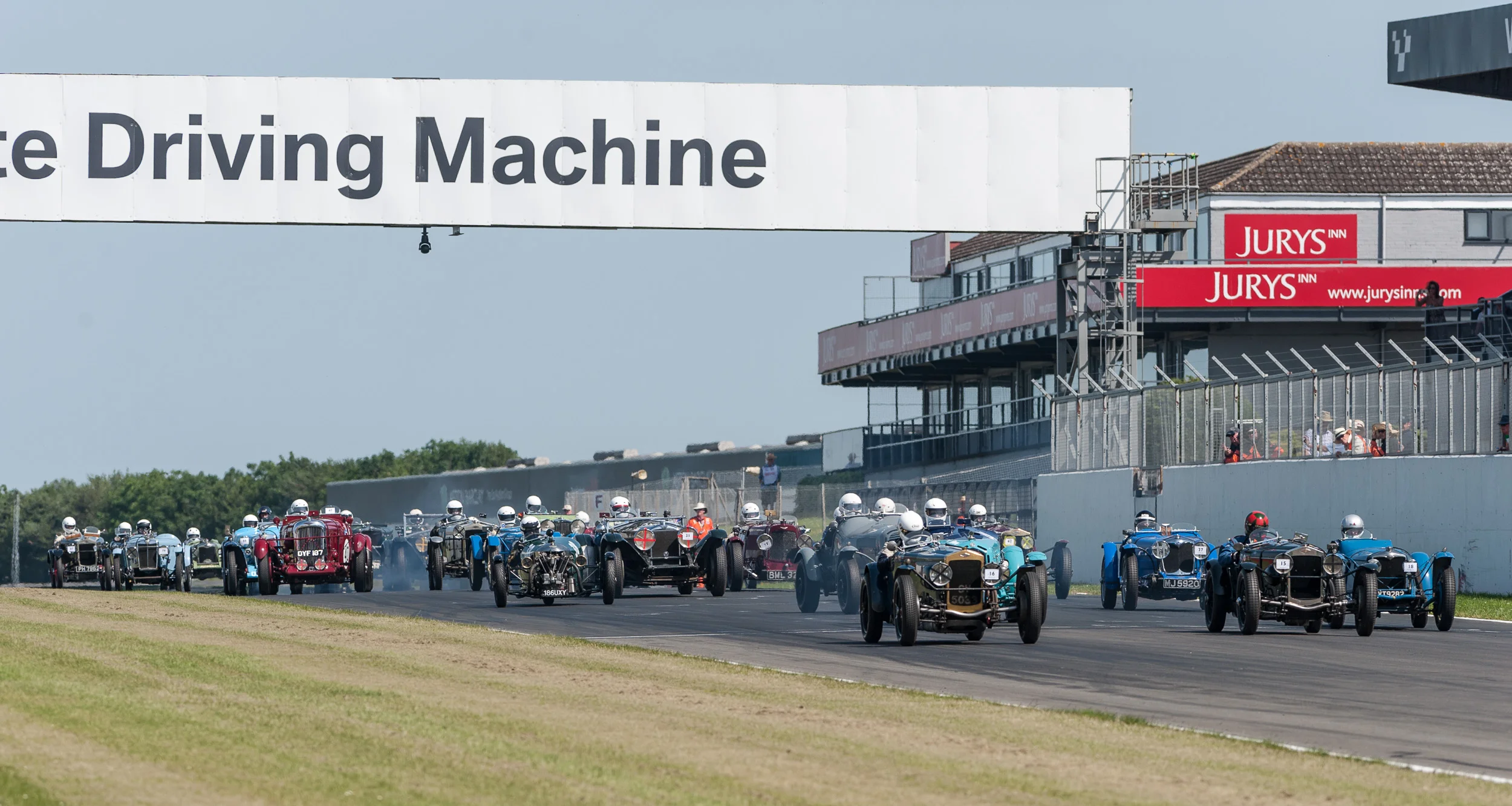 A splendid grid at the start of the Redgate Mug: Peter McFadyen