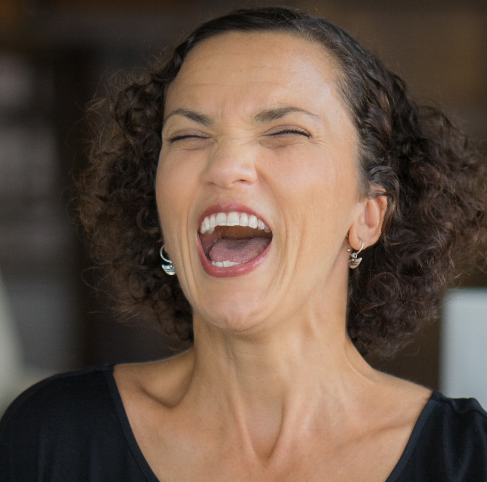This is me. And this iis how happy I'll be to hear from you!