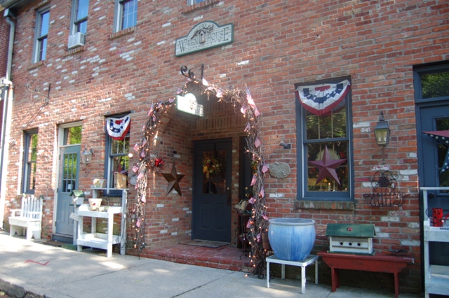 Wren-House-resized-photo1.jpg