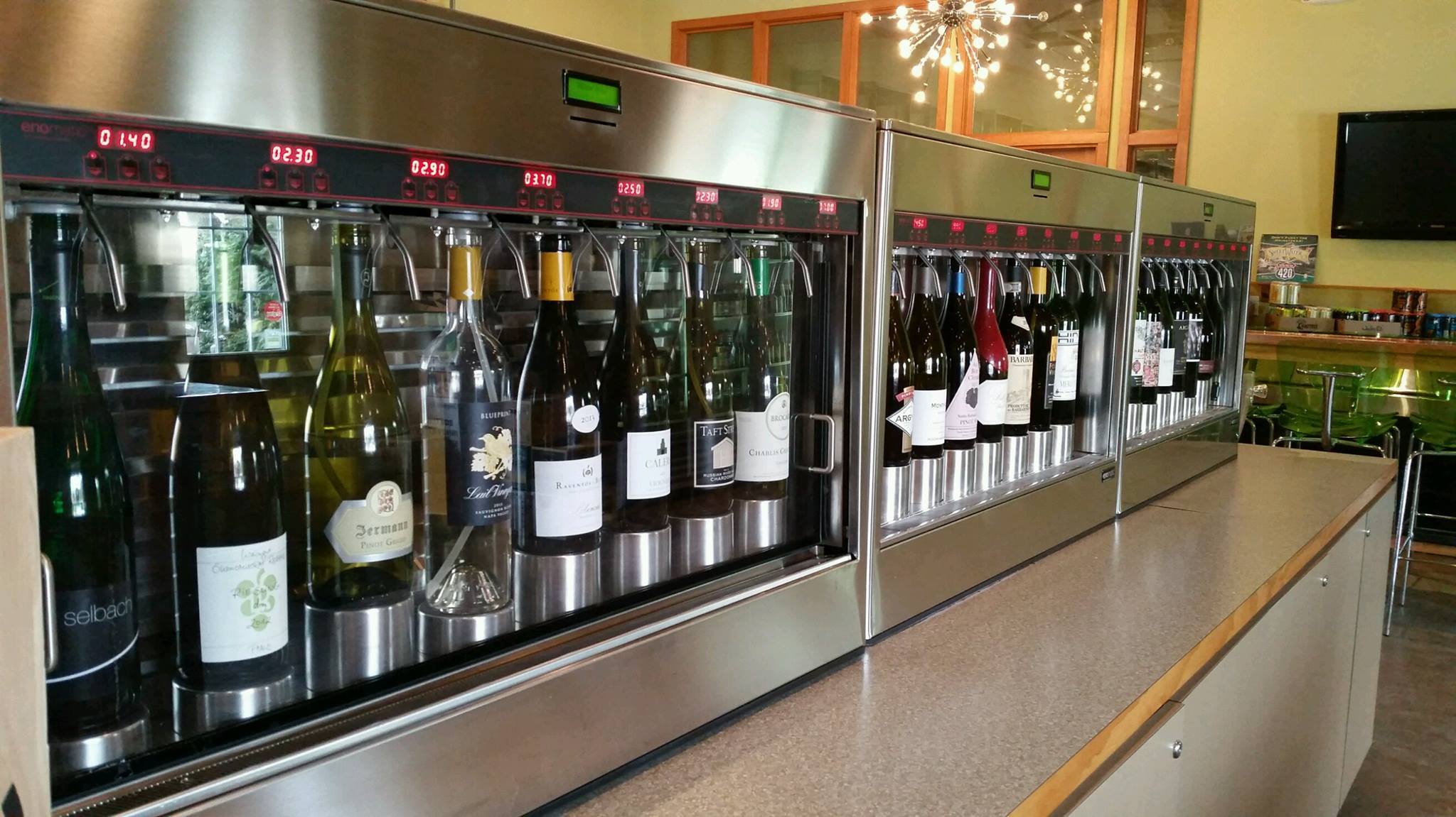 Enomatic-wine-pour.jpg