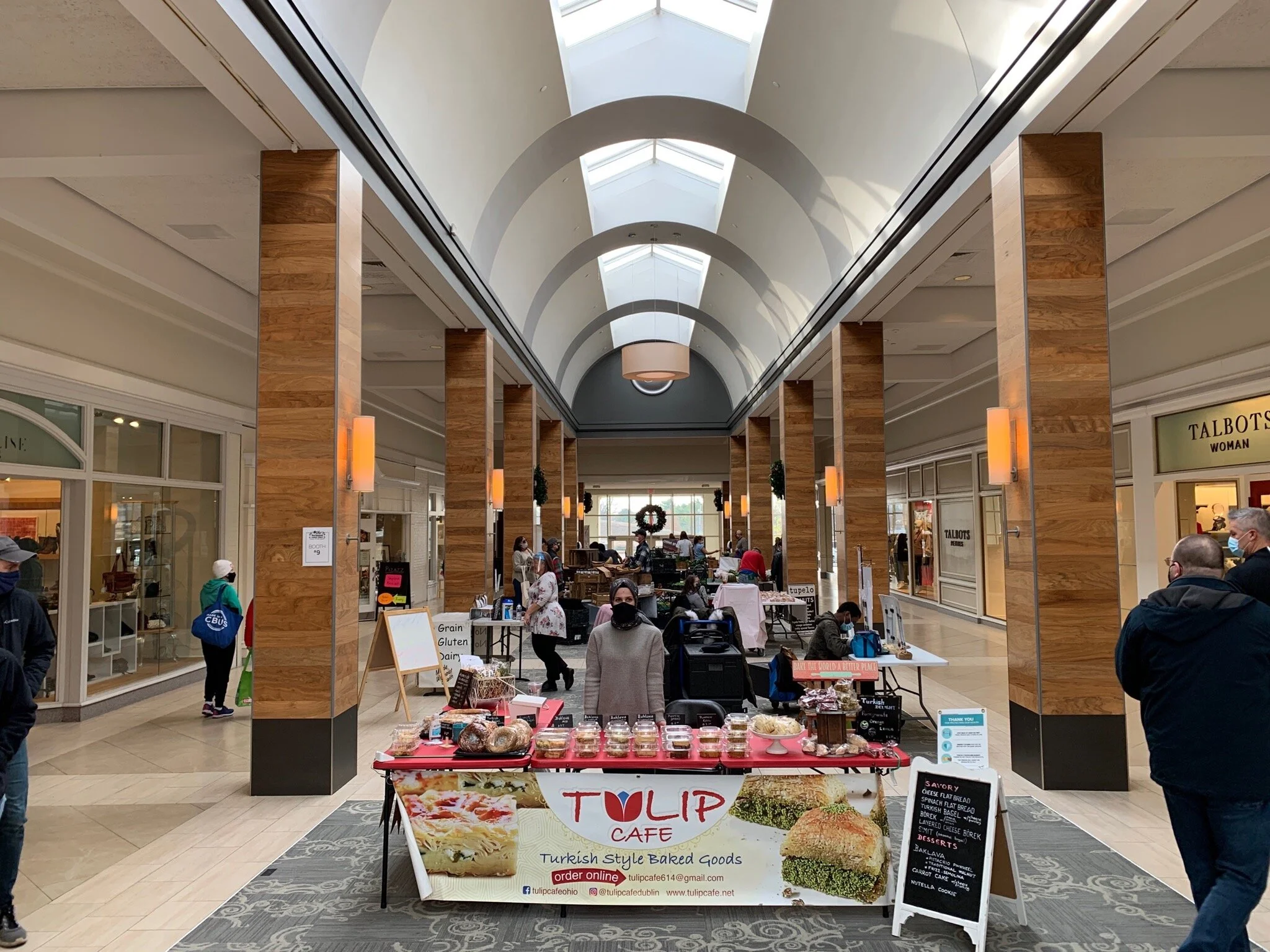 The Worthington Farmers Market Moves Indoors to the Mall — Experience