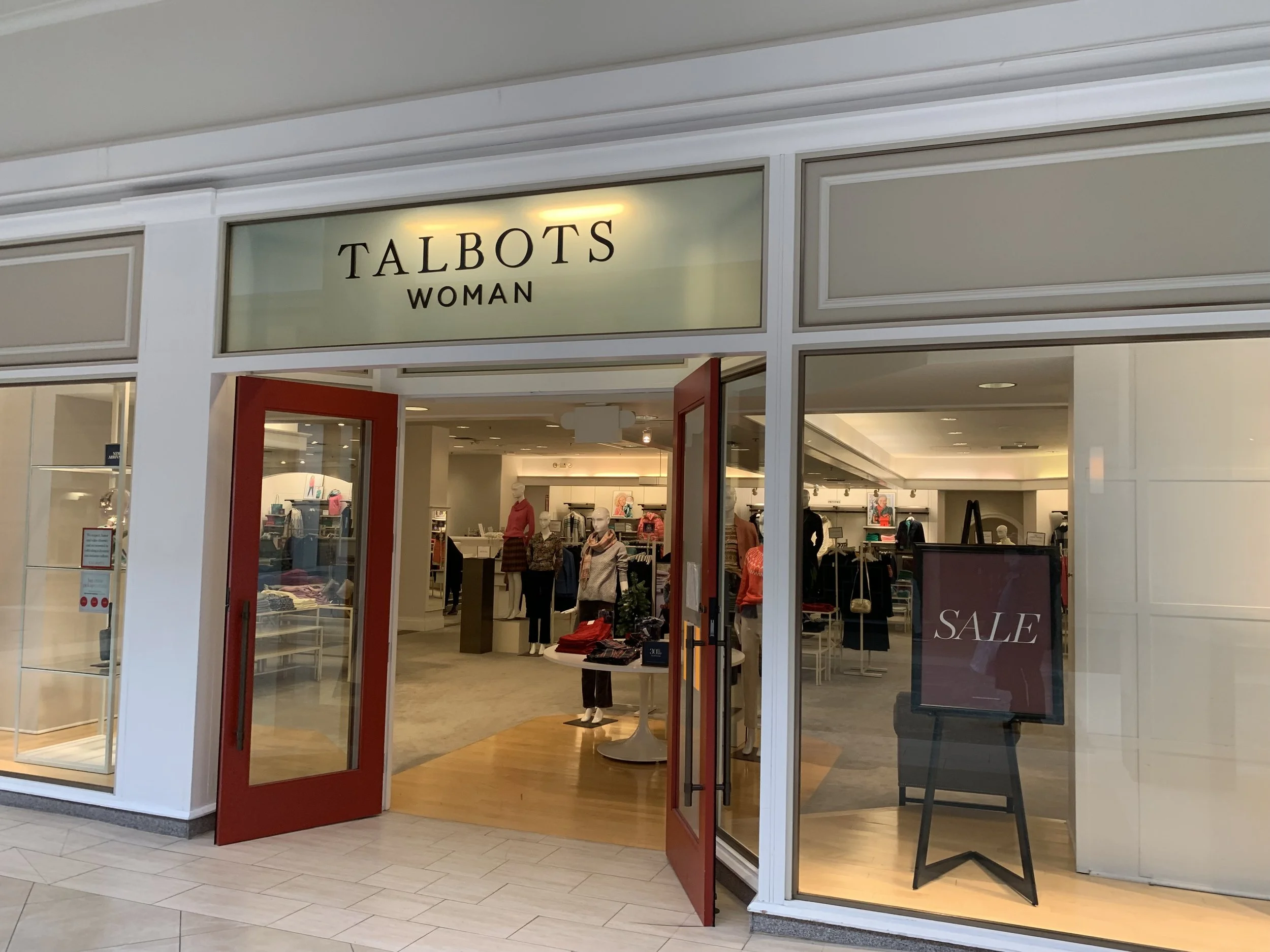 Holiday Shopping at The Worthington Mall — Experience Worthington